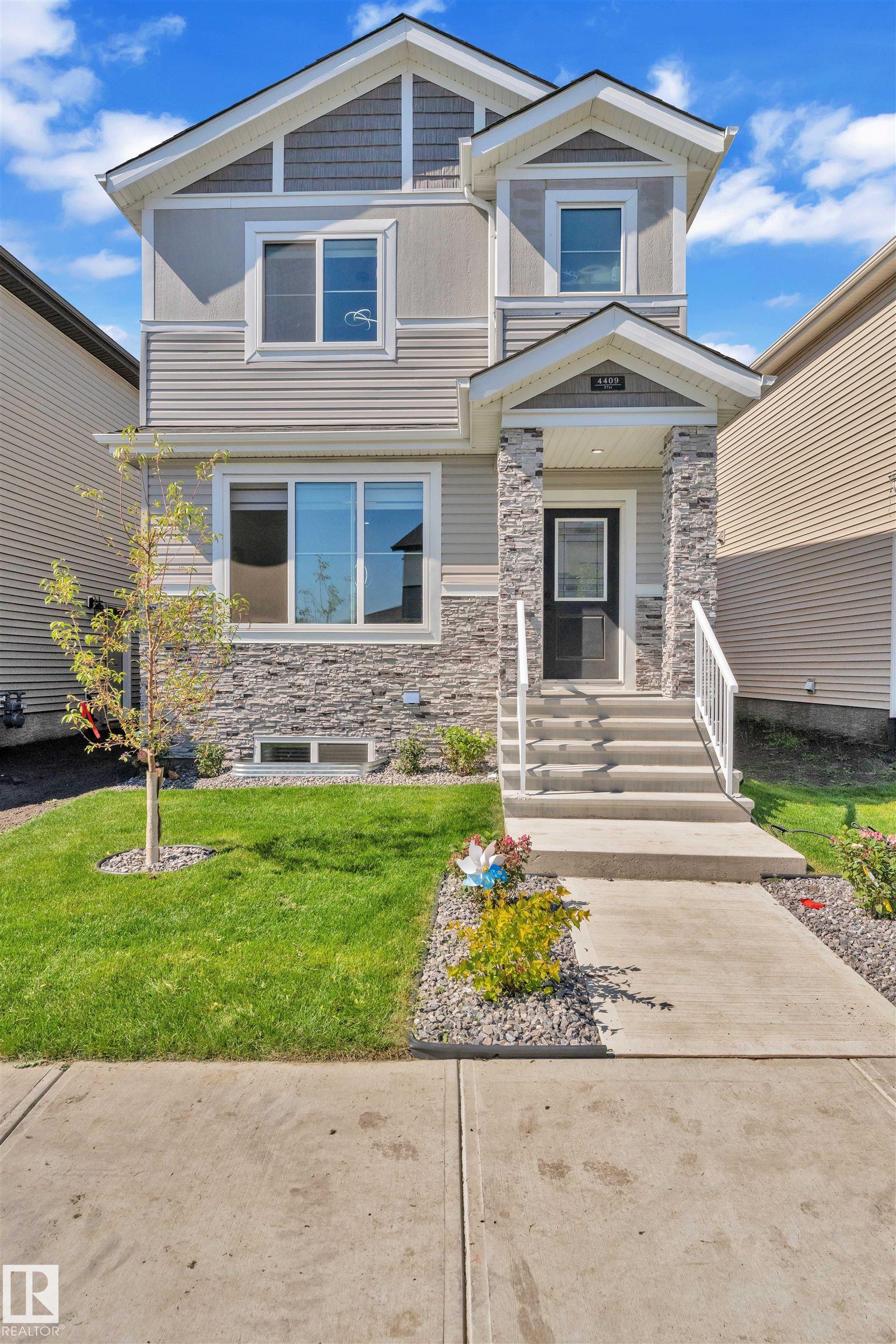 Photo 4 at 4409 37 Street, Triomphe Estates, Beaumont