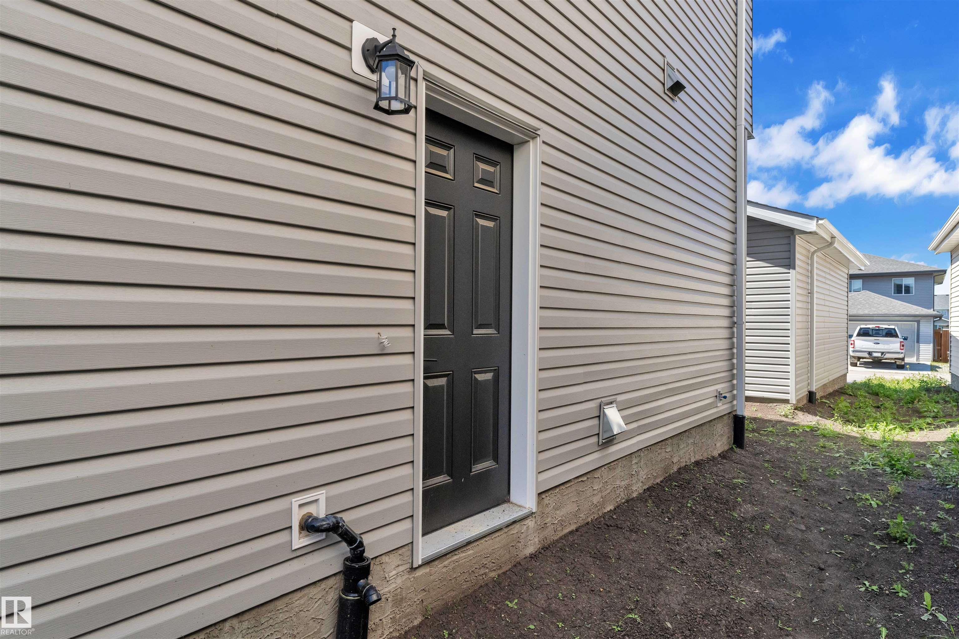 Photo 31 at 4409 37 Street, Triomphe Estates, Beaumont
