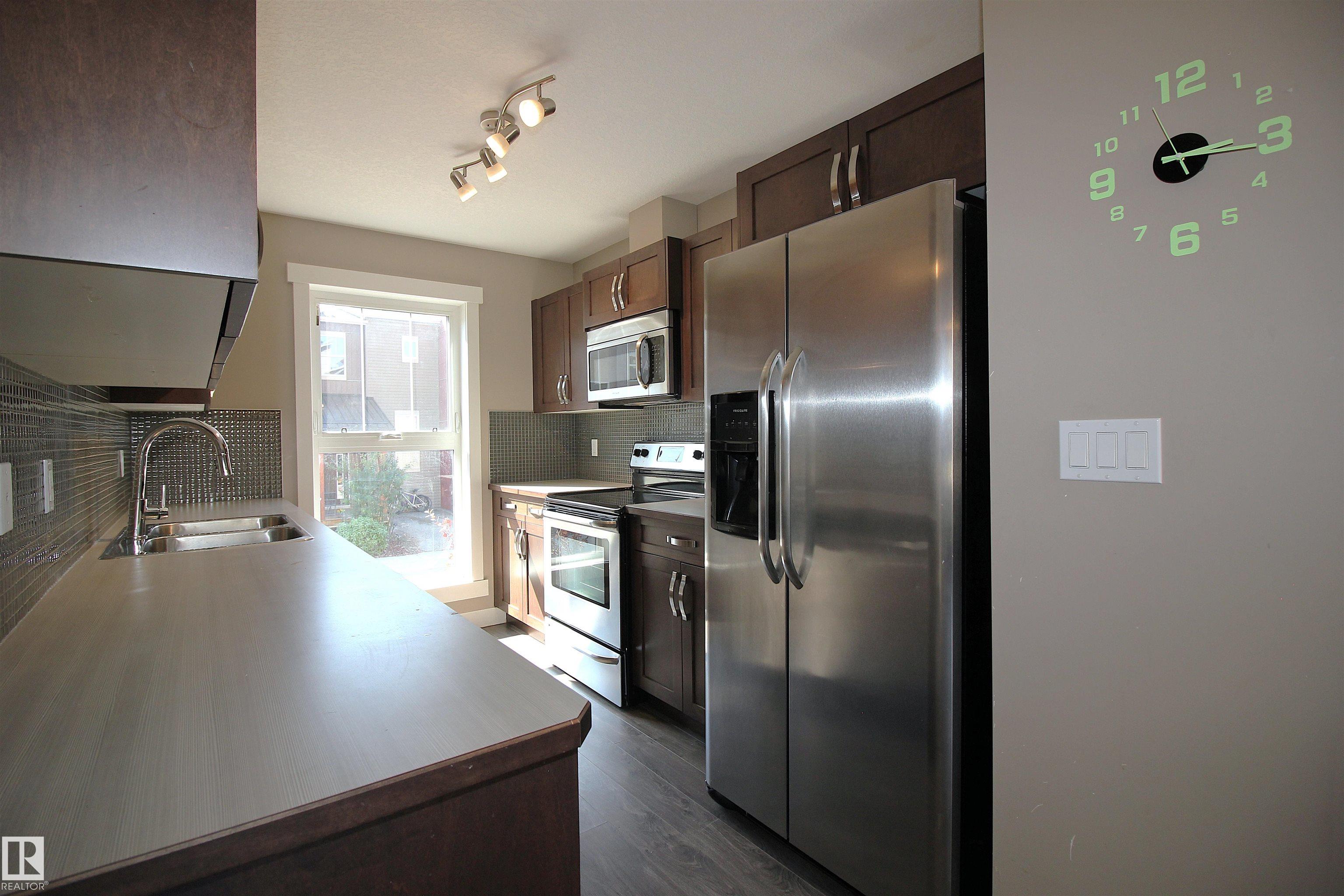Photo 3 at 281 - 401 Southfork Drive, Southfork, Leduc