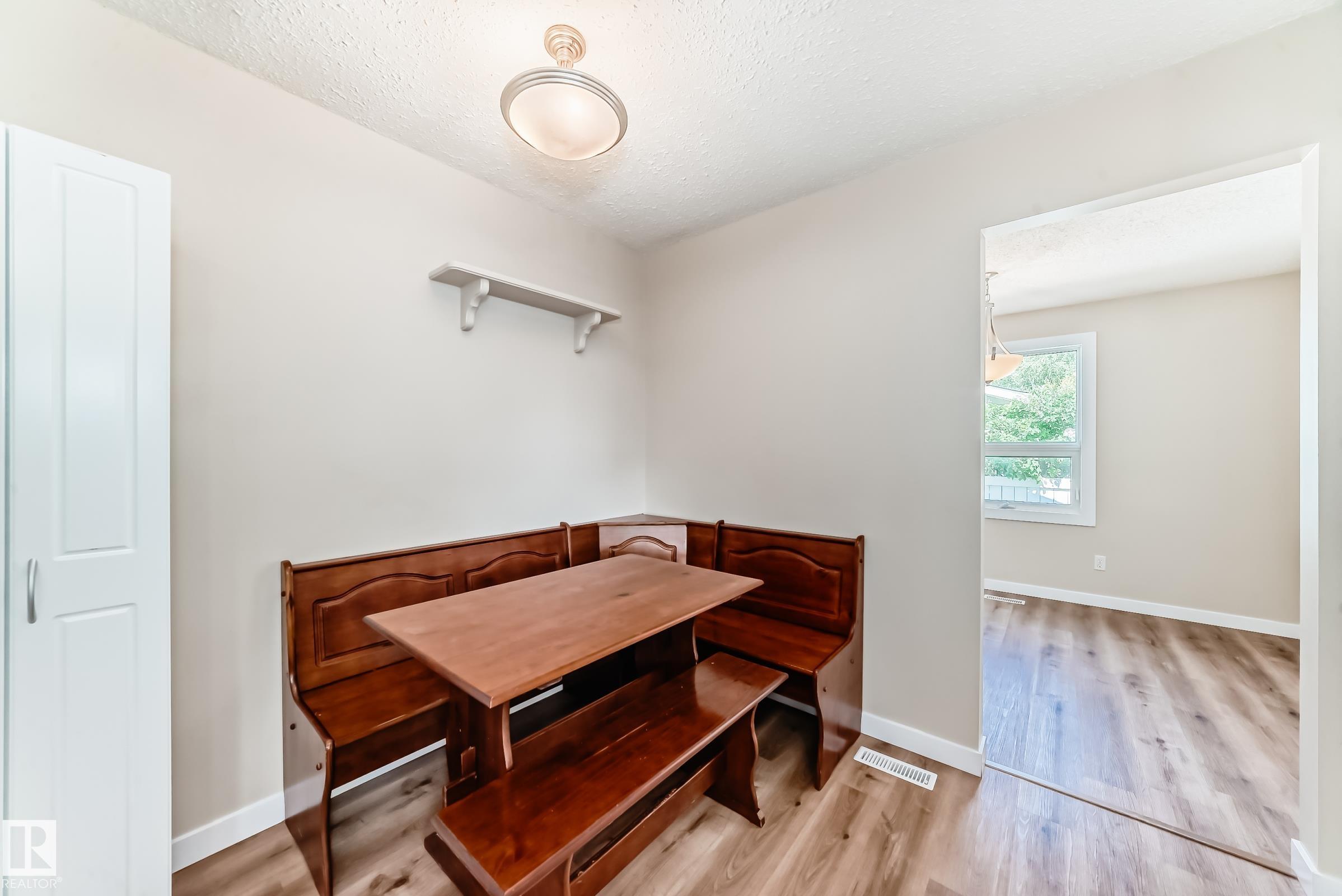 Photo 12 at 3605 41 Street, Caledonia, Leduc