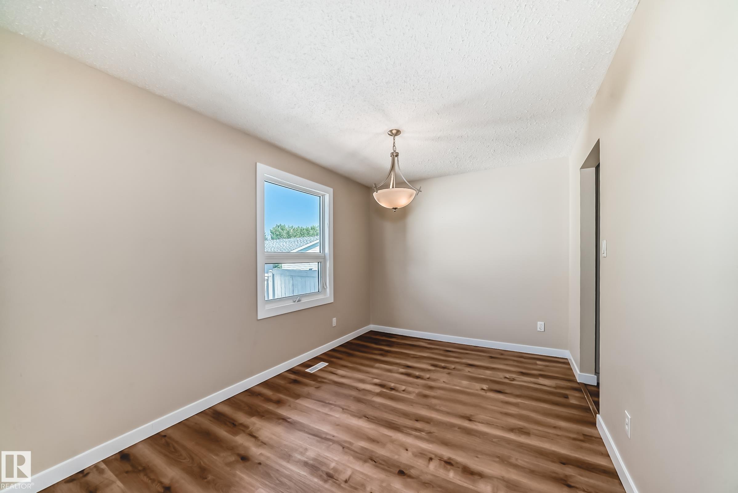 Photo 19 at 3605 41 Street, Caledonia, Leduc