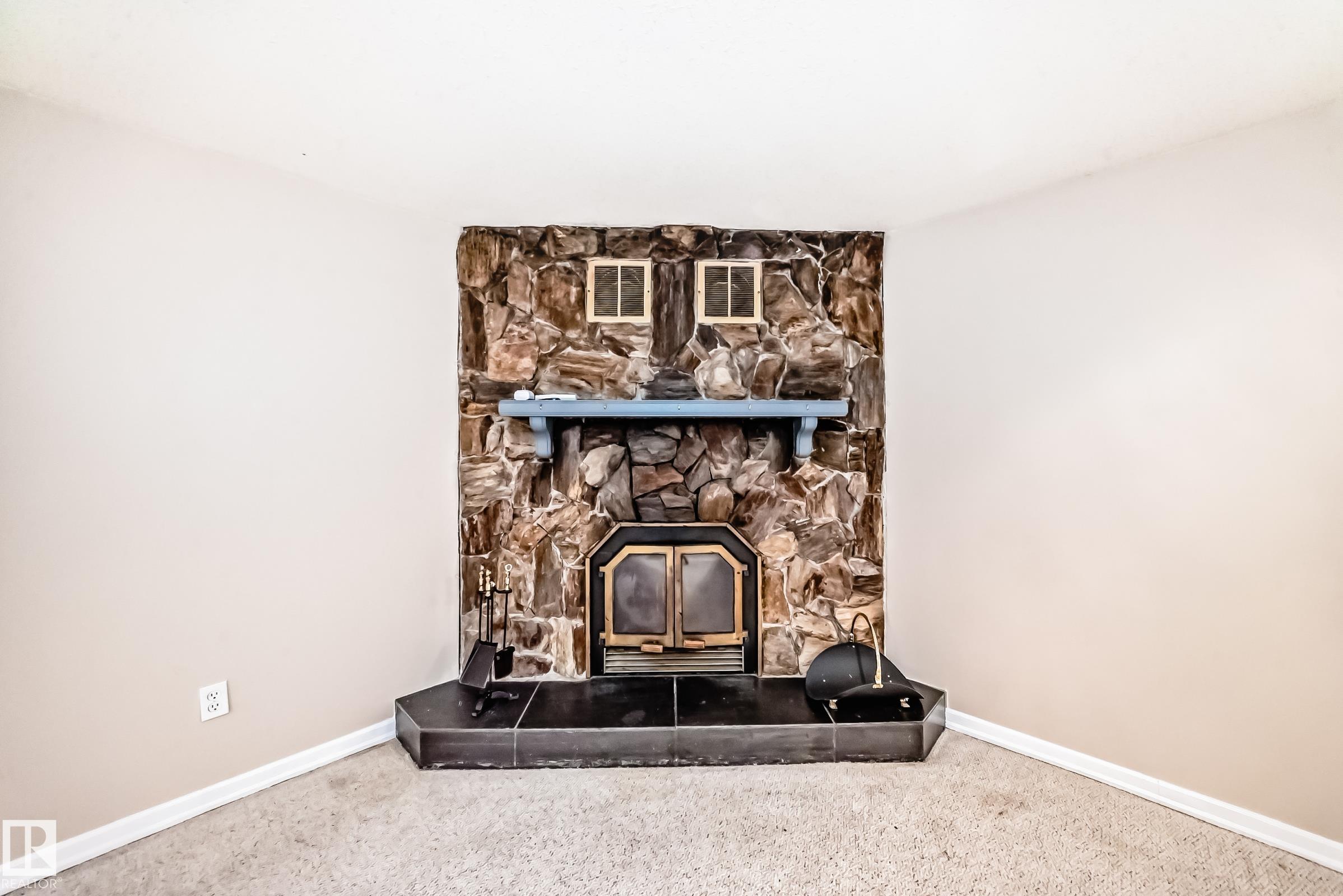 Photo 34 at 3605 41 Street, Caledonia, Leduc
