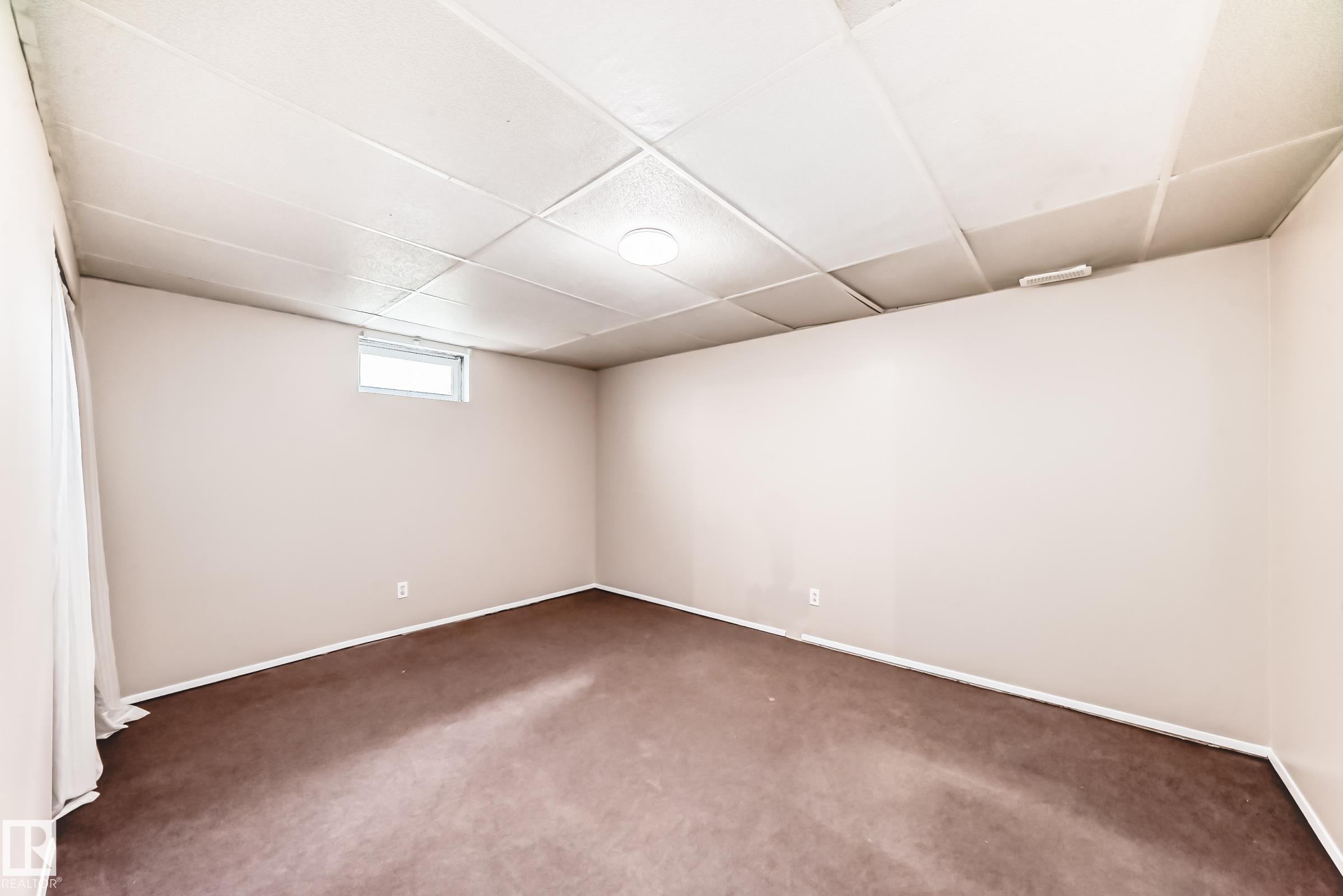 Photo 37 at 3605 41 Street, Caledonia, Leduc