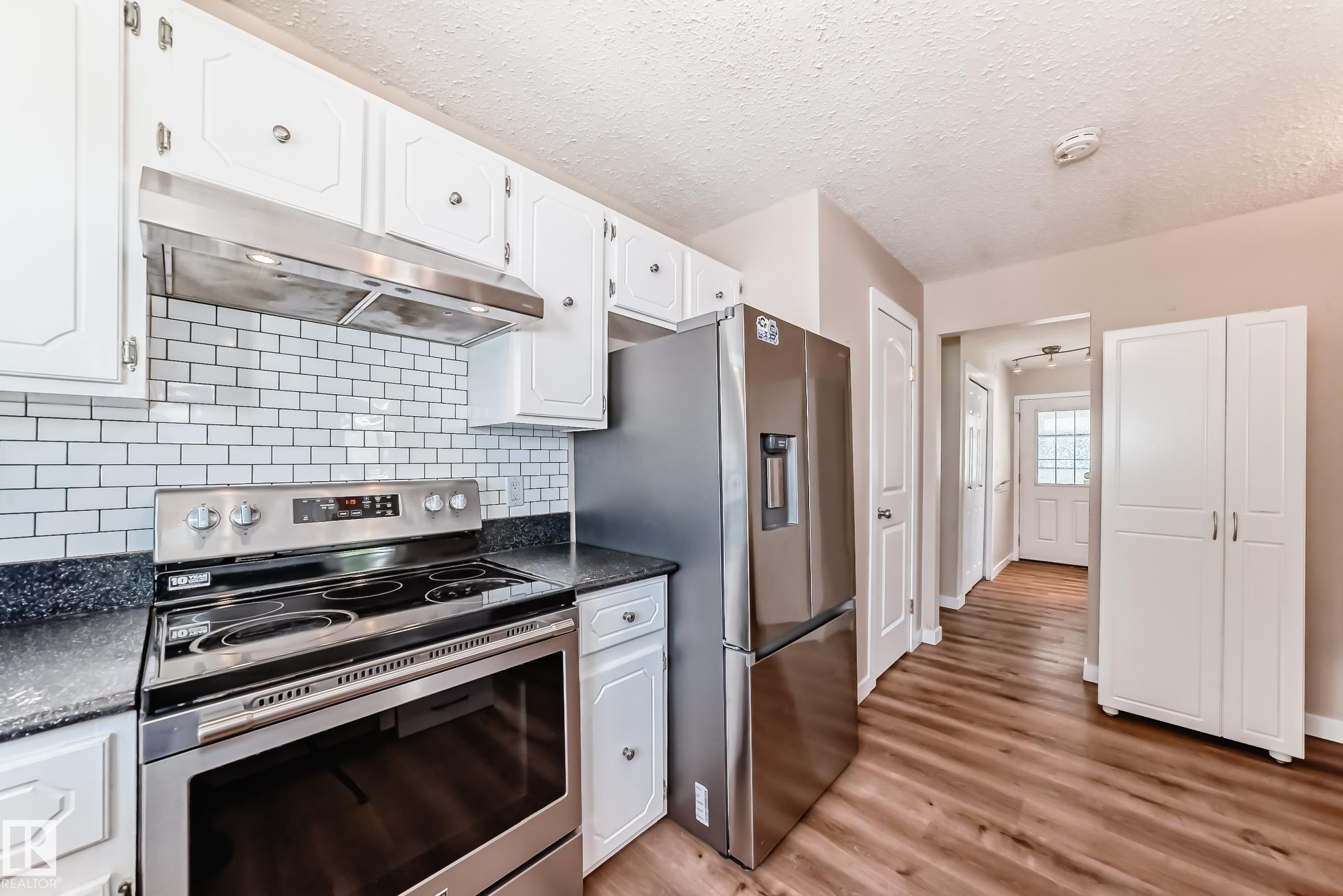Photo 9 at 3605 41 Street, Caledonia, Leduc