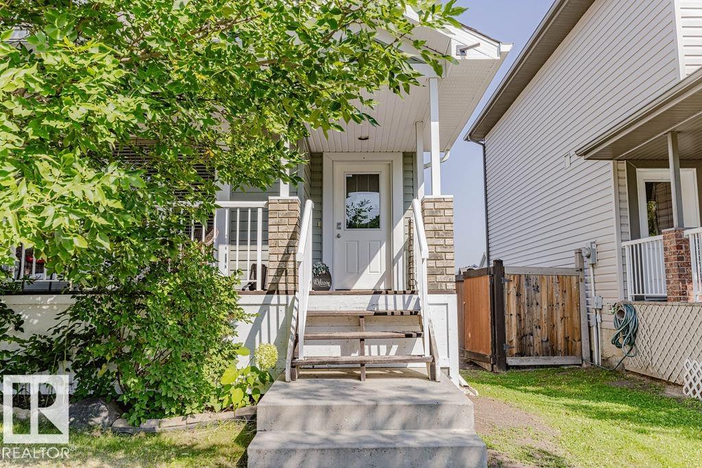 Photo 2 at 56 Vivian Way, Spruce Village, Spruce Grove