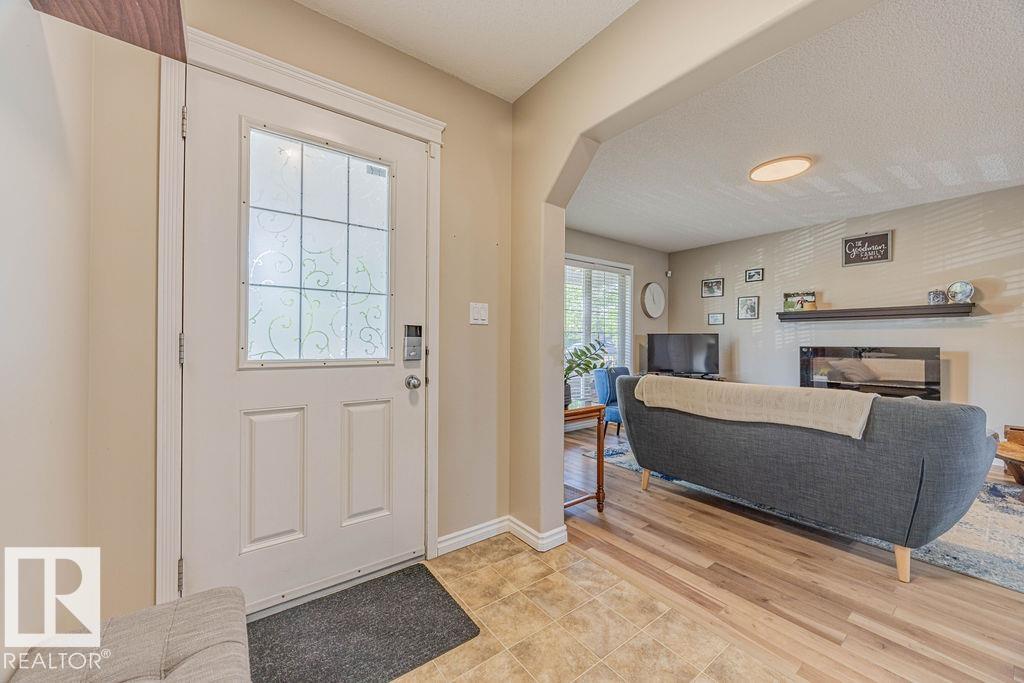 Photo 7 at 56 Vivian Way, Spruce Village, Spruce Grove