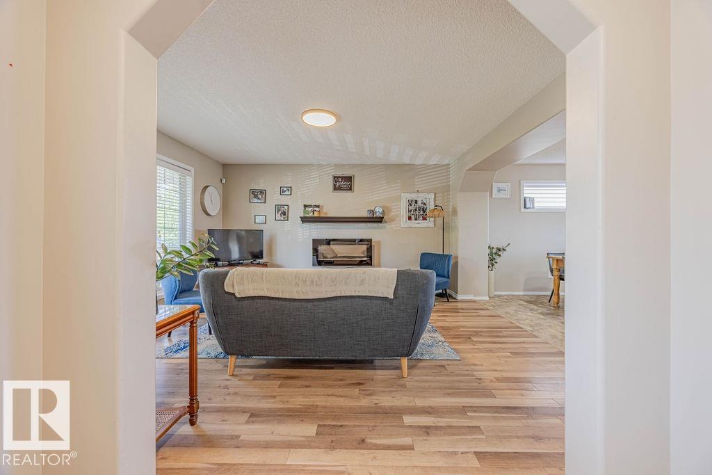 Photo 8 at 56 Vivian Way, Spruce Village, Spruce Grove