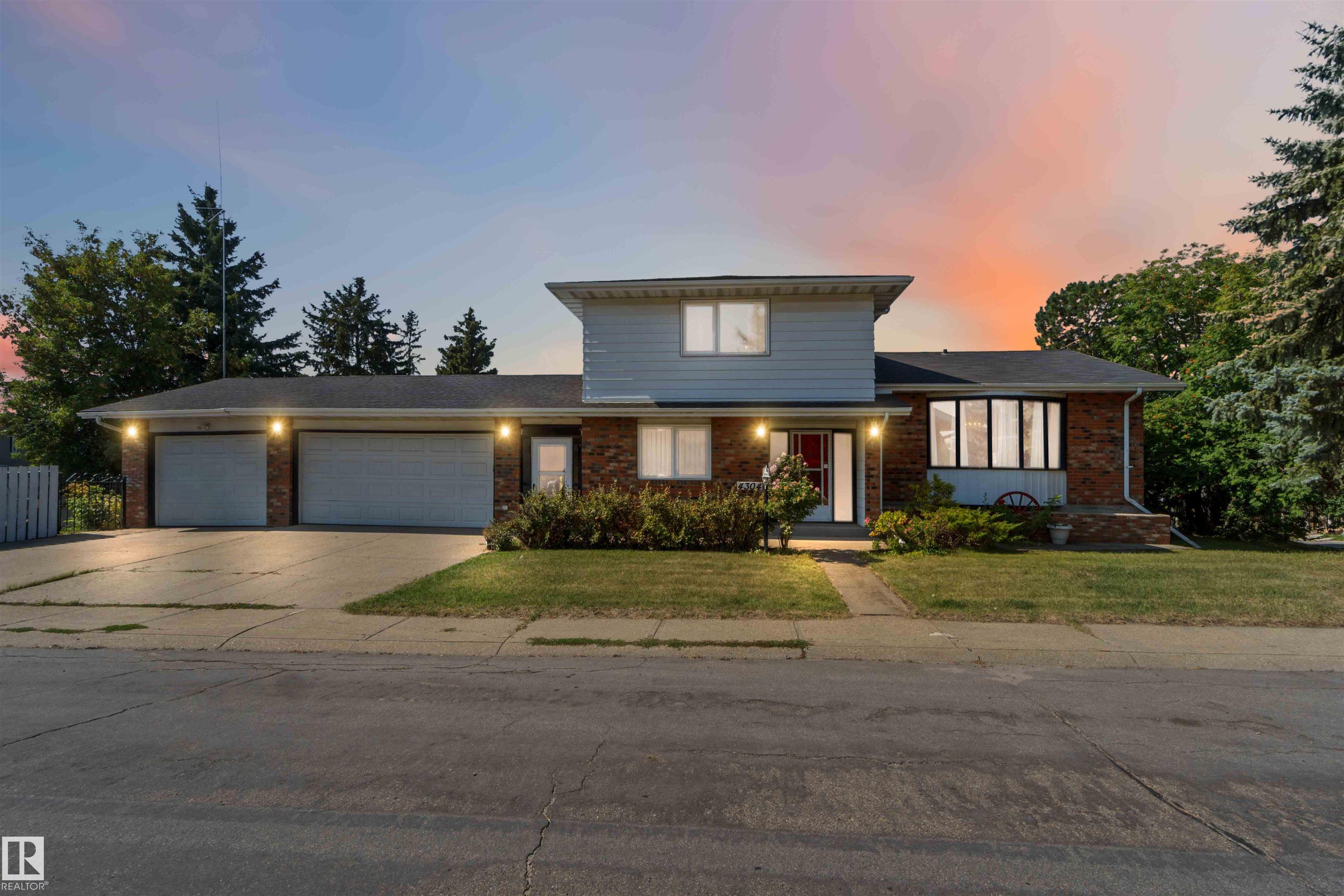 4304 79 Street NW, Tweddle Place, Edmonton 