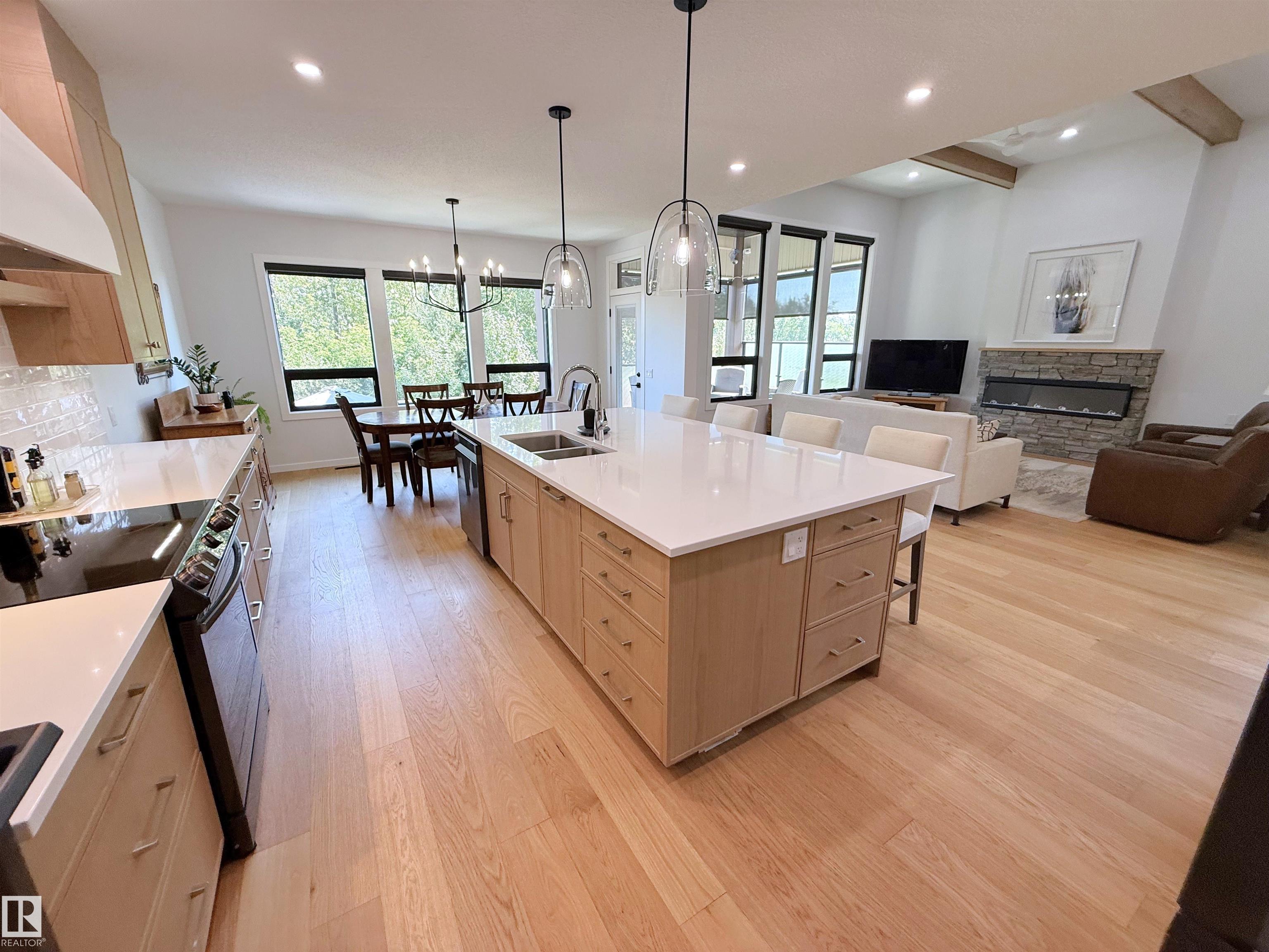 Photo 15 at 8 Arthur Way, Aspen Glen, Spruce Grove