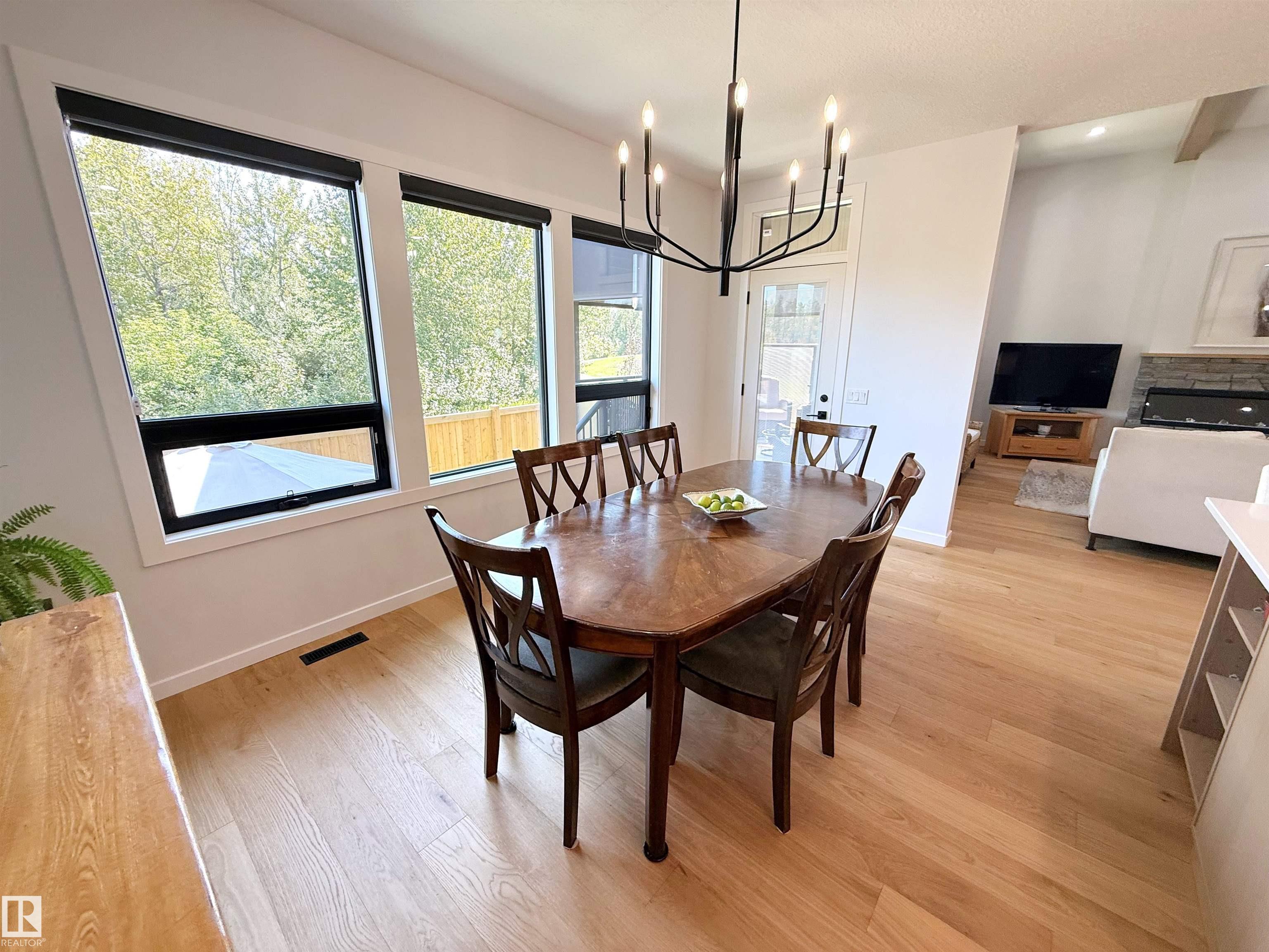 Photo 16 at 8 Arthur Way, Aspen Glen, Spruce Grove