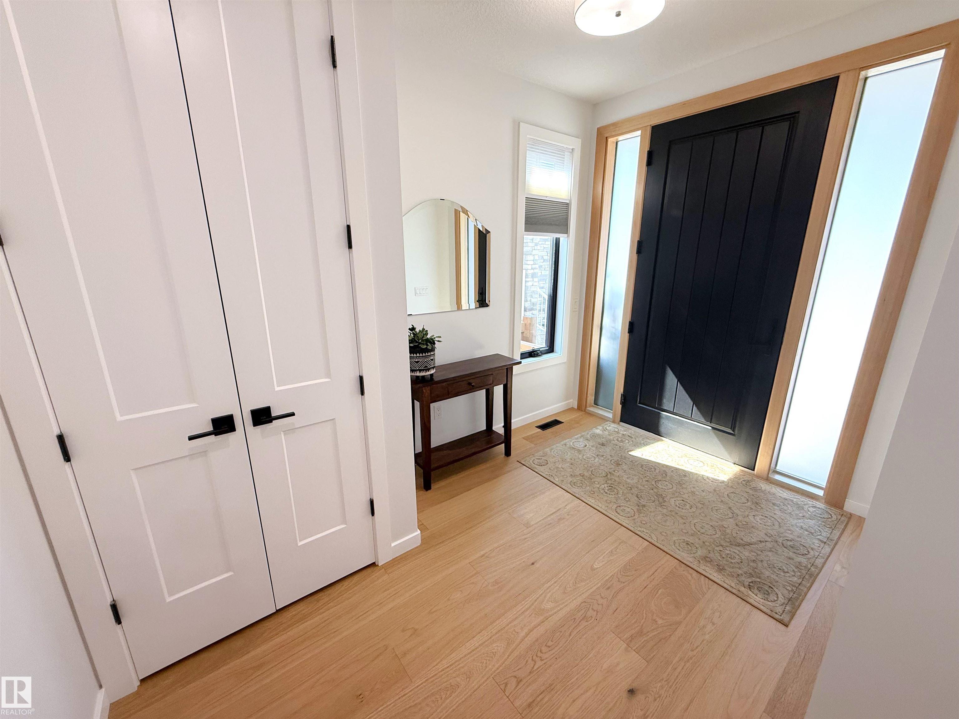 Photo 8 at 8 Arthur Way, Aspen Glen, Spruce Grove