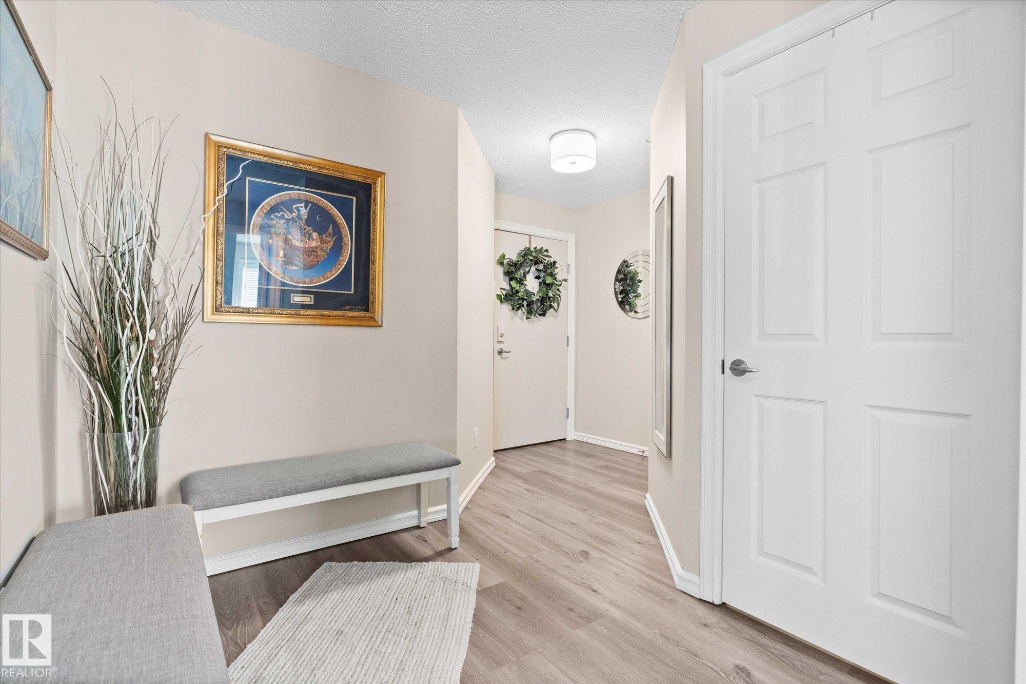 http://cdnparap120.paragonrels.com/ParagonImages/Property/p12/RAE/225368268/7/0/0/4b25c530d4d2275d7353cff485864745/1/c76b5a3477d73190a341e767a8c3164c/225368268-2c41f3db-886c-4173-aa3b-9a26fd33fc91.JPG