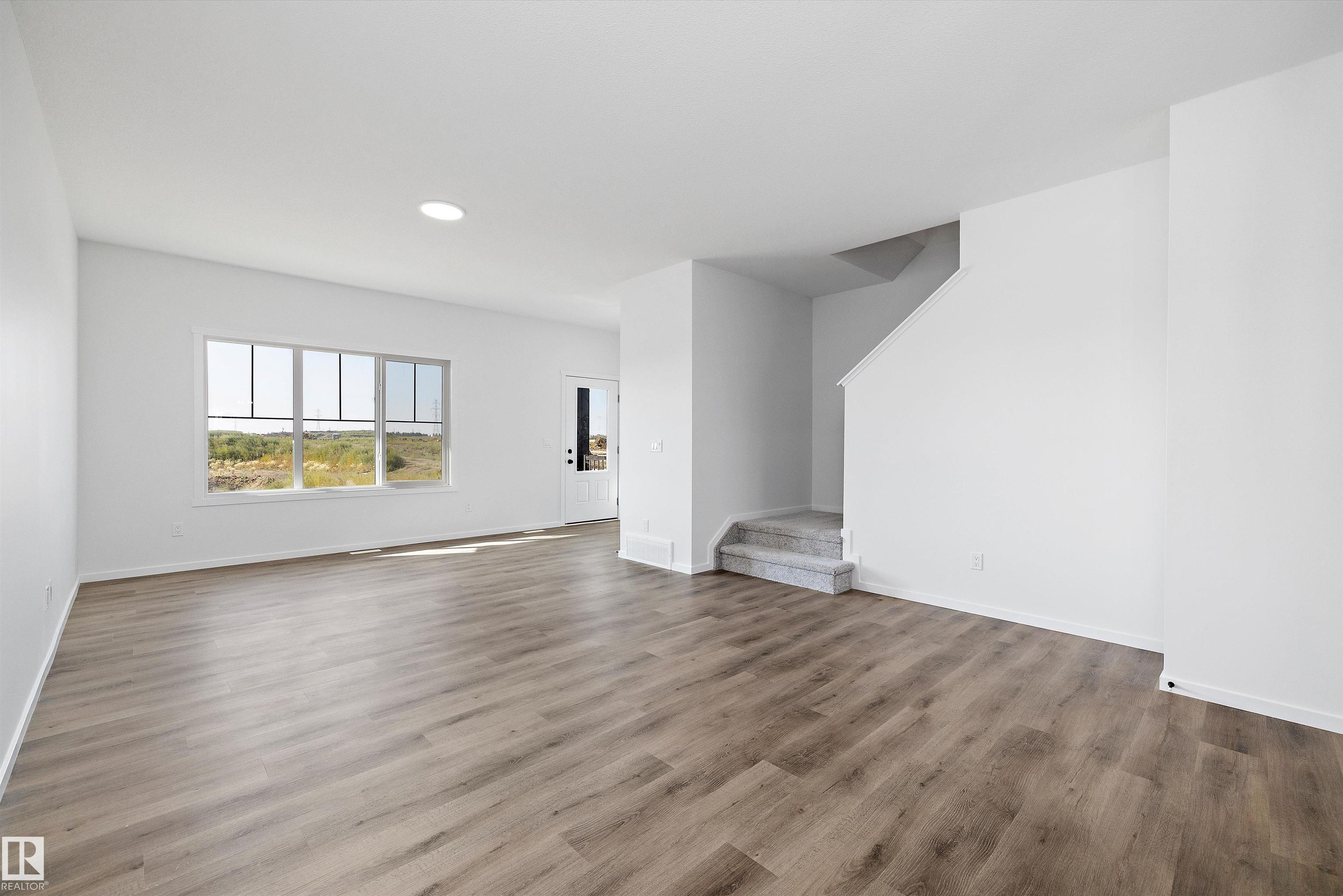 Photo 5 at 5458 Hawthorn Run SW, The Orchards At Ellerslie, Edmonton