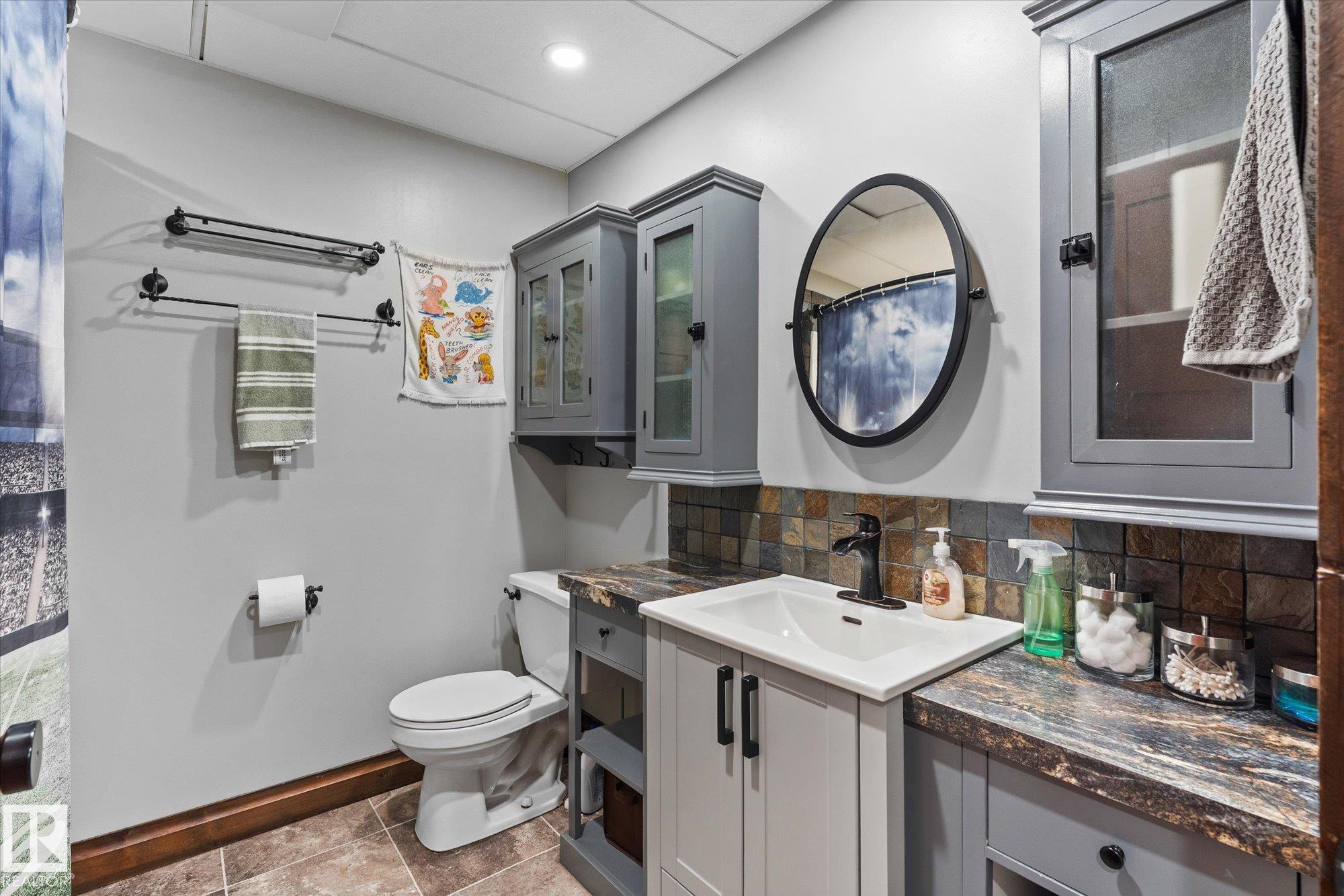 Photo 30 at 12 - 53333 Rge Road 20, Chateau Heights, Rural Parkland County