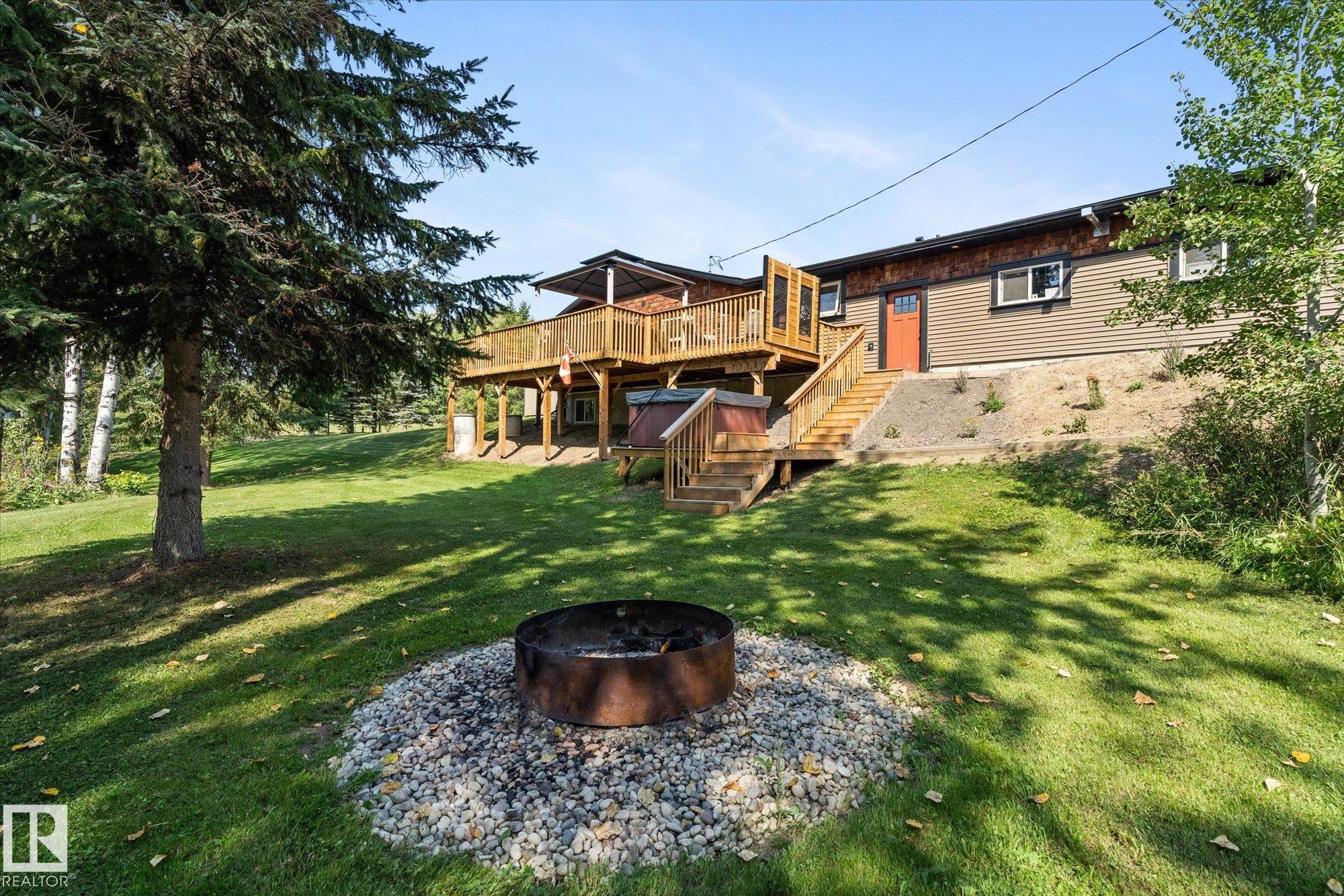 Photo 43 at 12 - 53333 Rge Road 20, Chateau Heights, Rural Parkland County