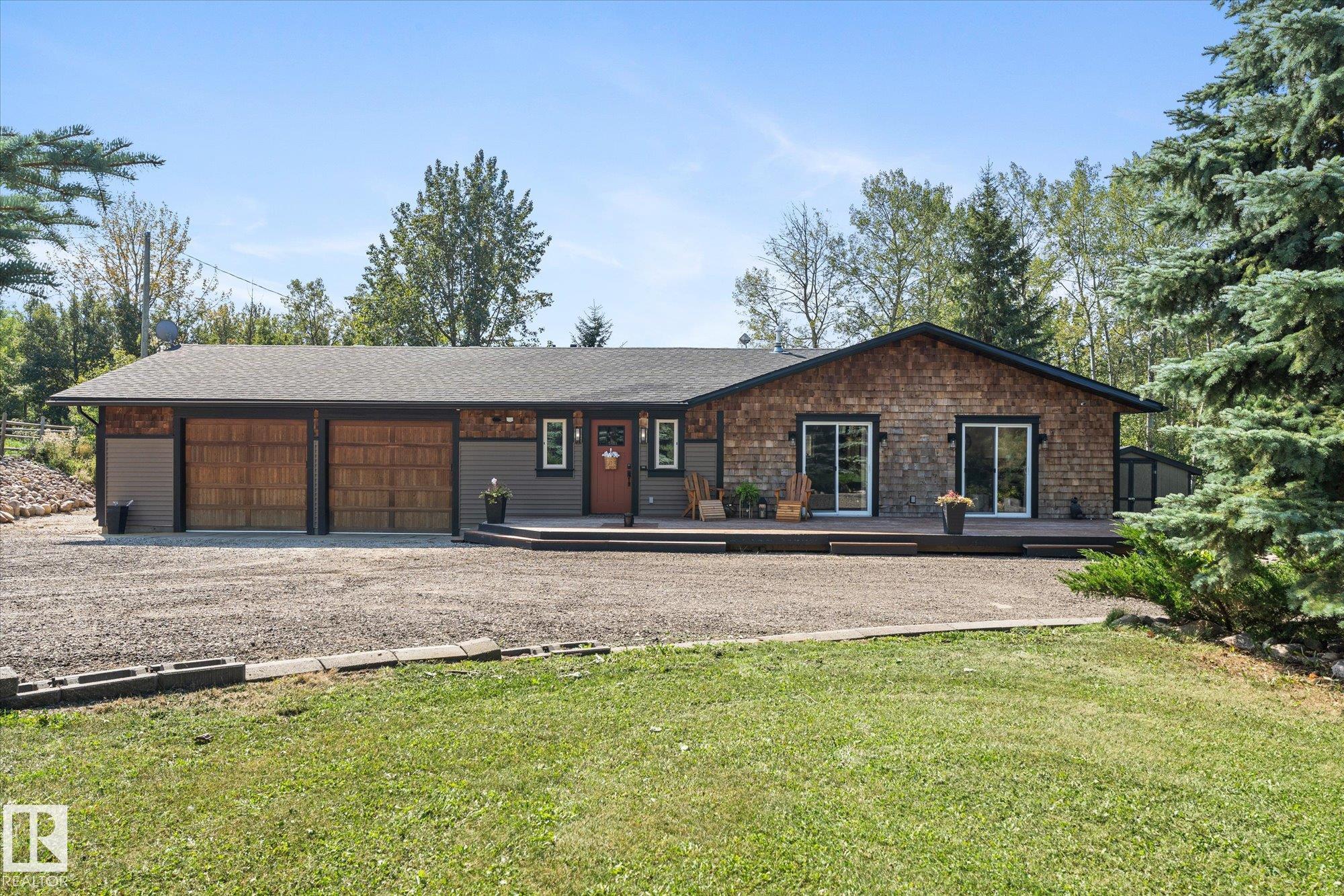 Photo 46 at 12 - 53333 Rge Road 20, Chateau Heights, Rural Parkland County