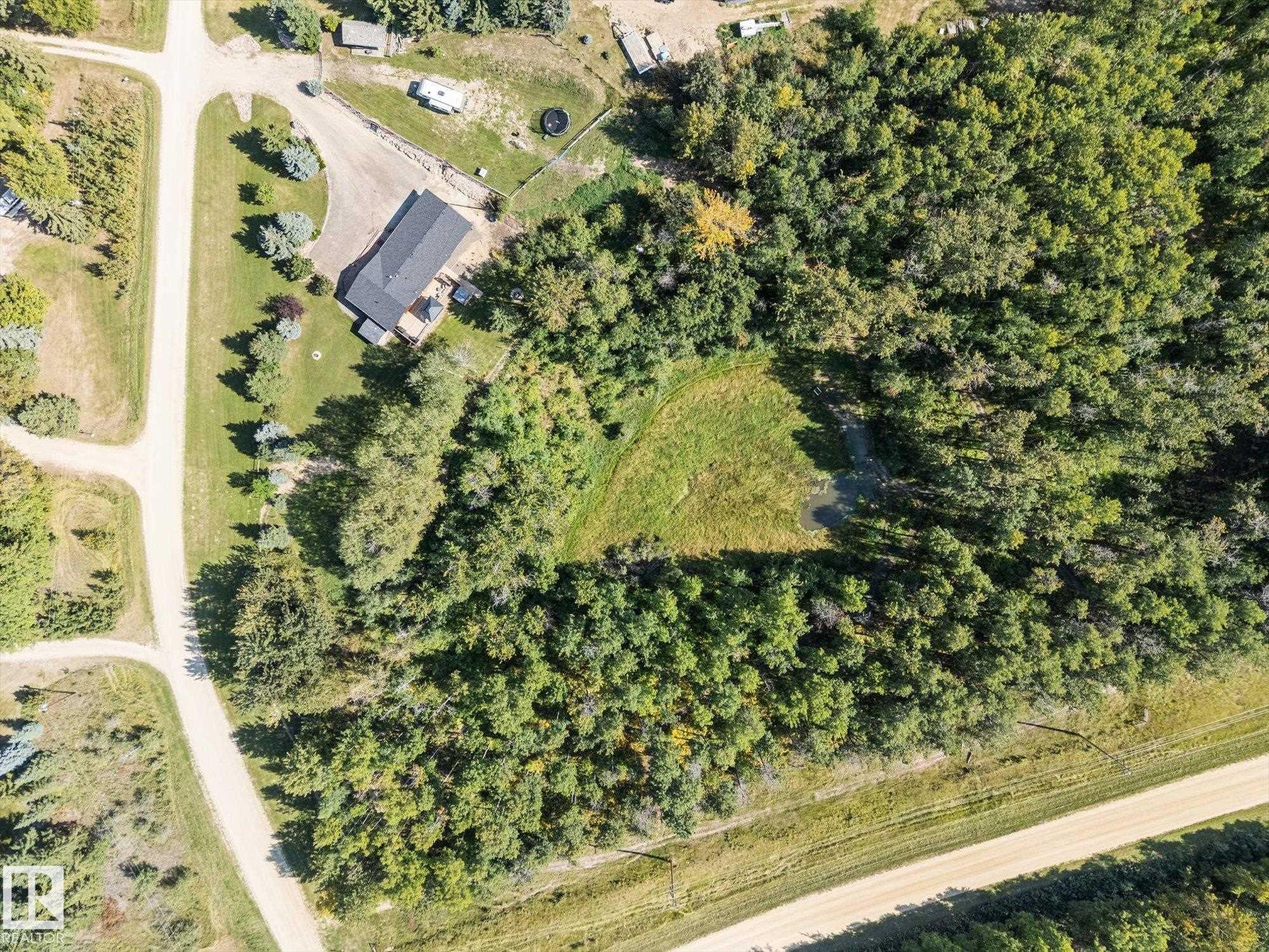 Photo 50 at 12 - 53333 Rge Road 20, Chateau Heights, Rural Parkland County