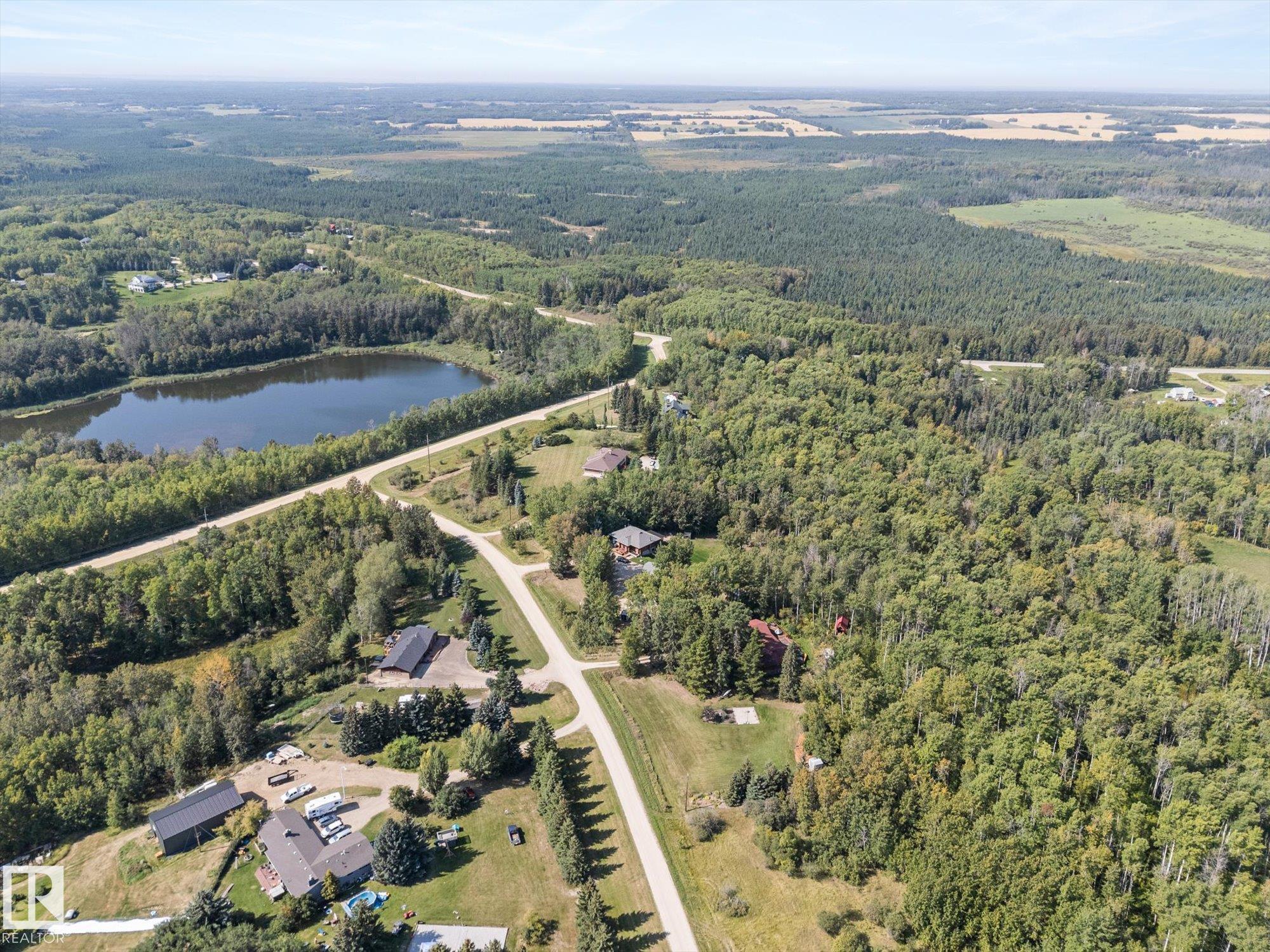 Photo 67 at 12 - 53333 Rge Road 20, Chateau Heights, Rural Parkland County