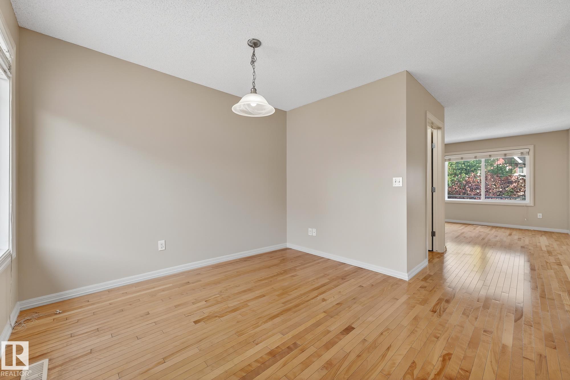 Photo 9 at 44 - 2336 Aspen Trail, Emerald Hills, Sherwood Park