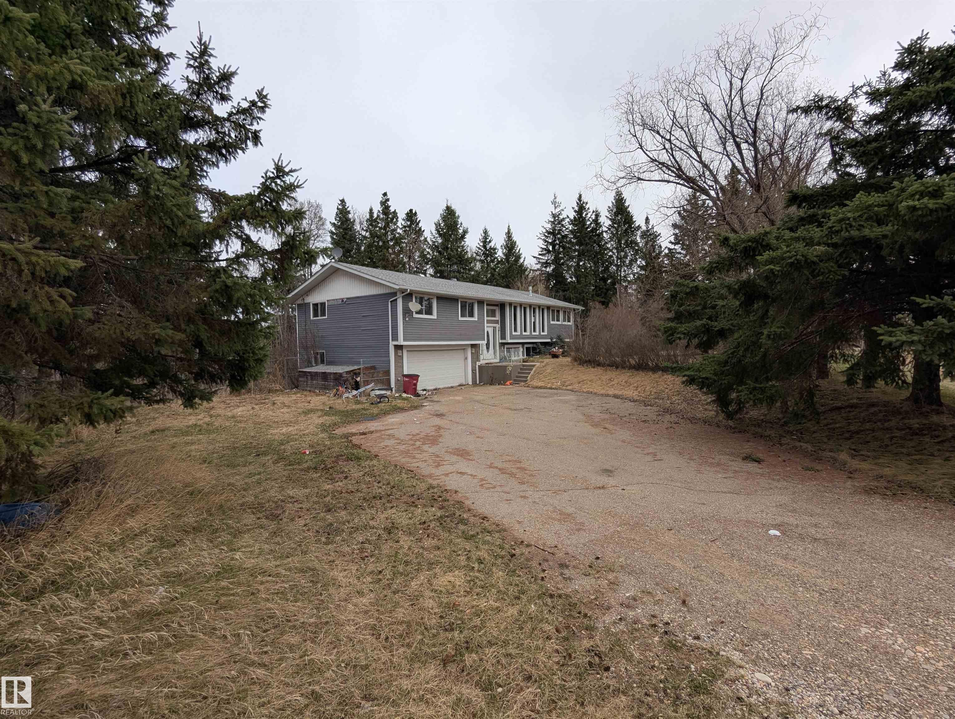 Photo 2 at 52414 Rge Road 20, Arrowhead Estates, Rural Parkland County