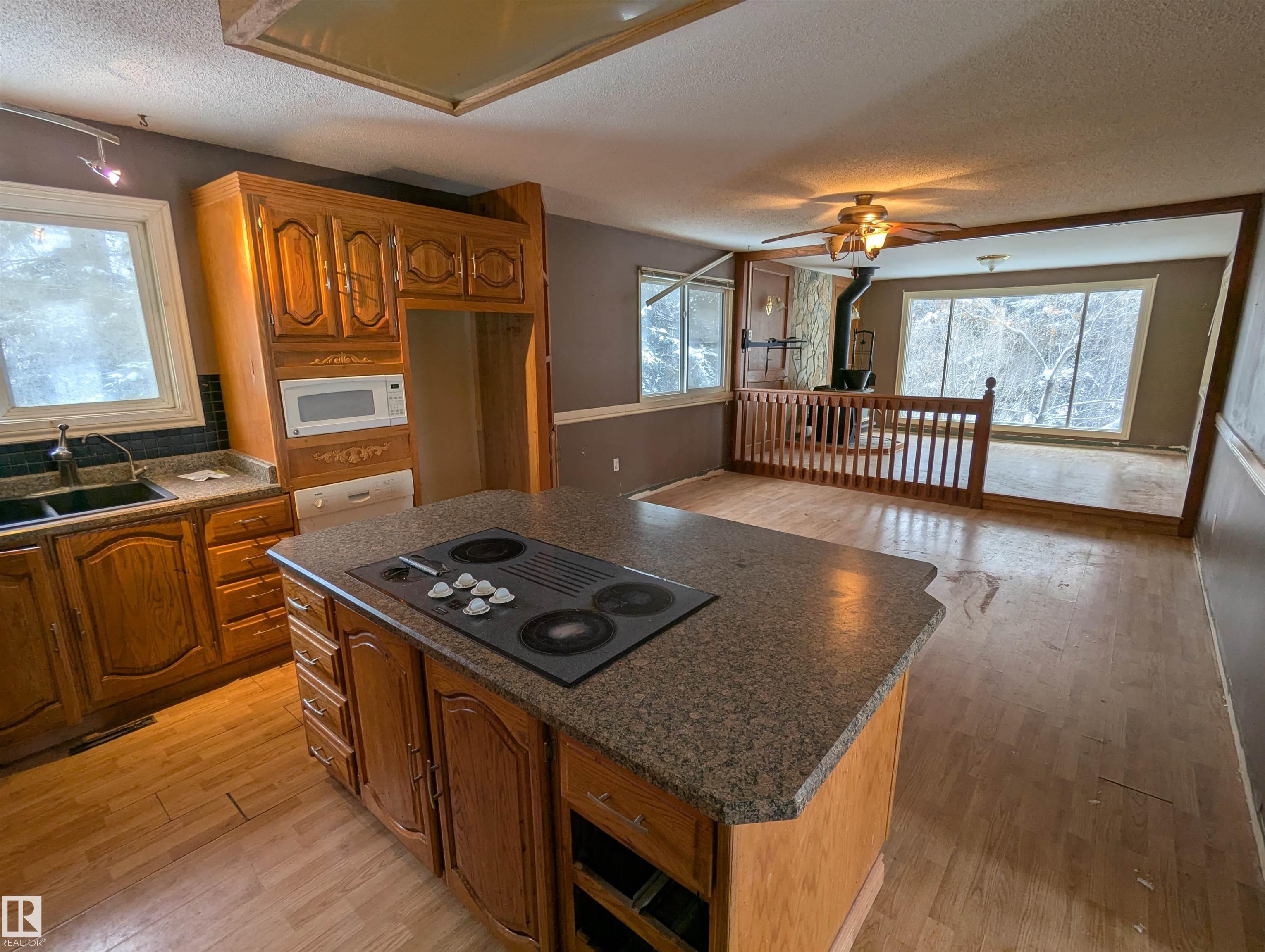 Photo 21 at 52414 Rge Road 20, Arrowhead Estates, Rural Parkland County