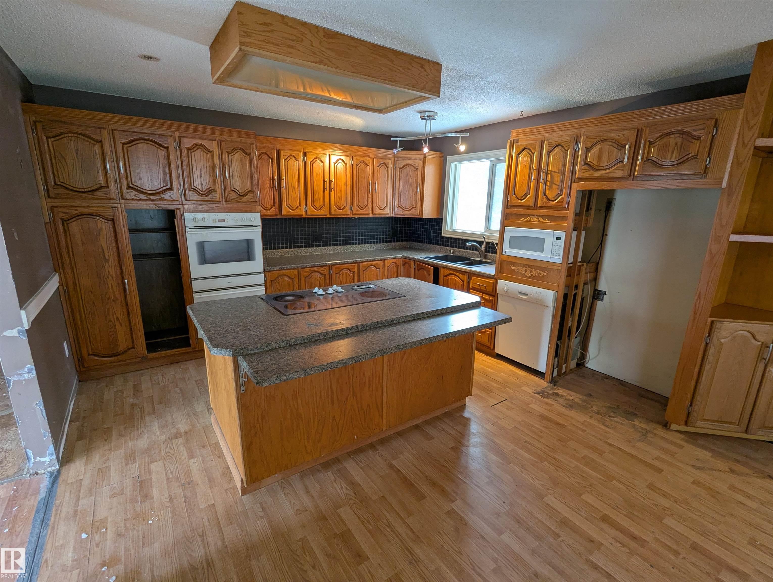 Photo 22 at 52414 Rge Road 20, Arrowhead Estates, Rural Parkland County