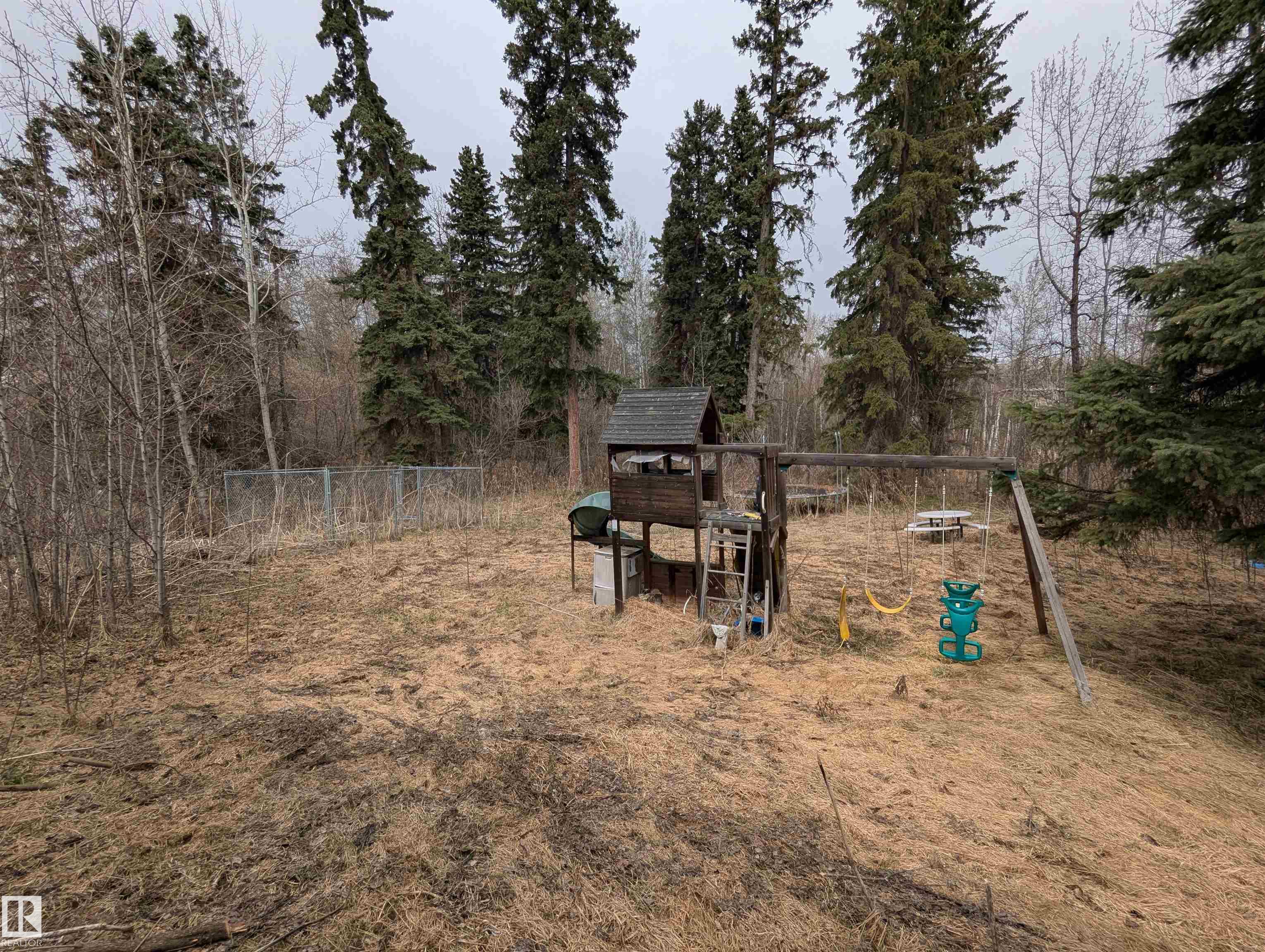 Photo 10 at 52414 Rge Road 20, Arrowhead Estates, Rural Parkland County