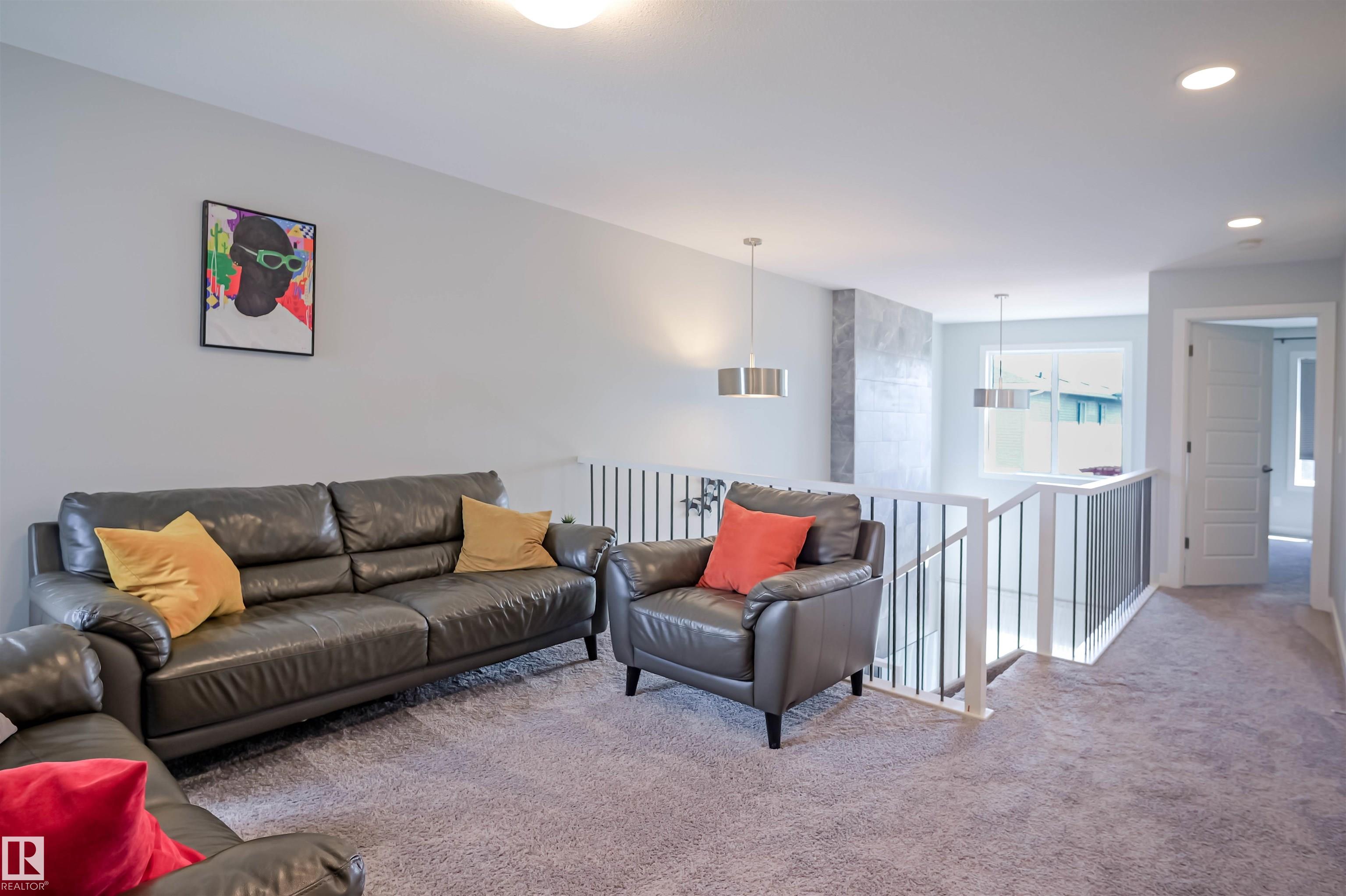 Photo 18 at 111 Kingsbury Circle, Kenton, Spruce Grove