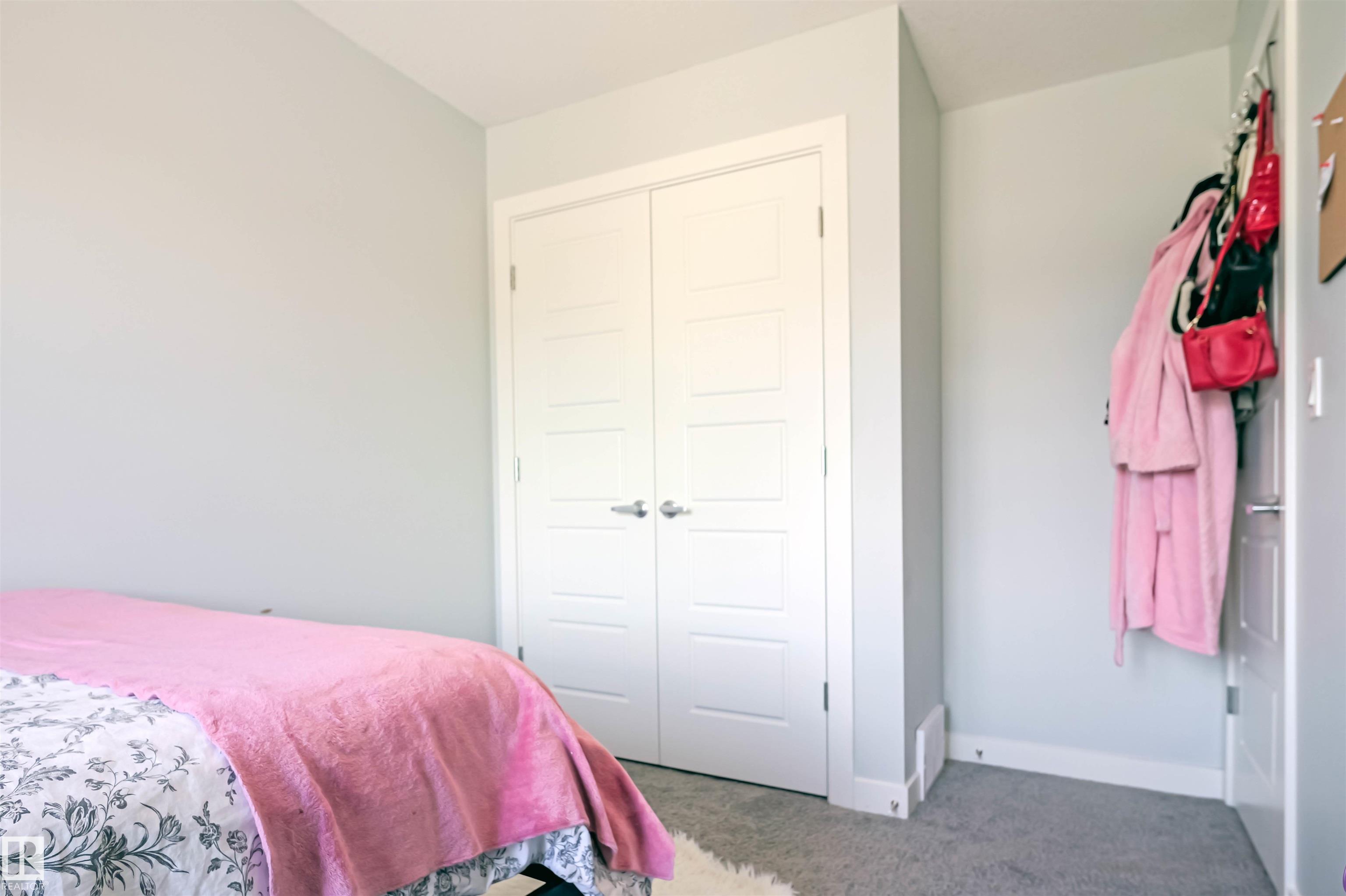 Photo 28 at 111 Kingsbury Circle, Kenton, Spruce Grove