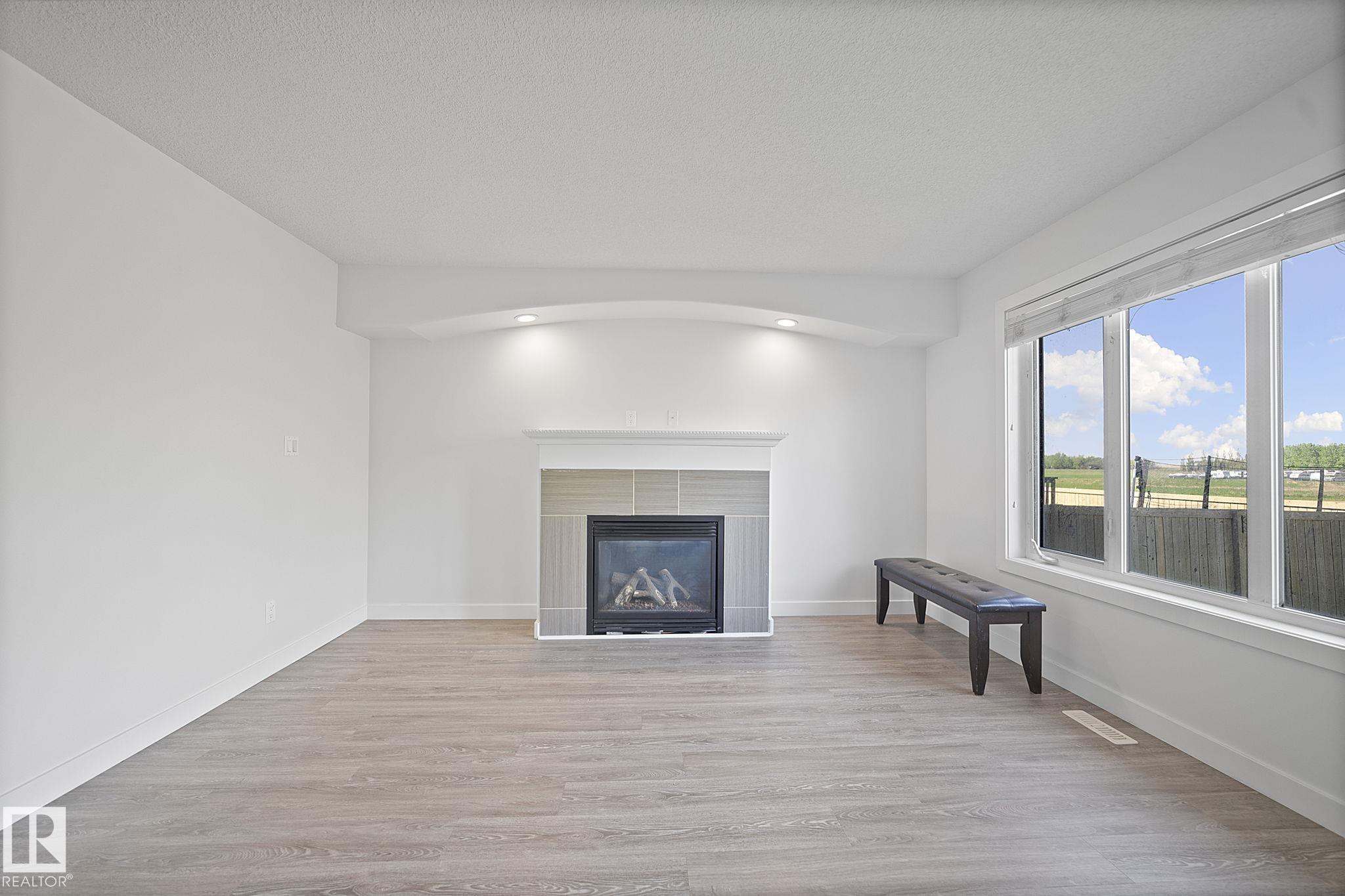 Photo 9 at 3210 67 Street, Montrose Estates, Beaumont
