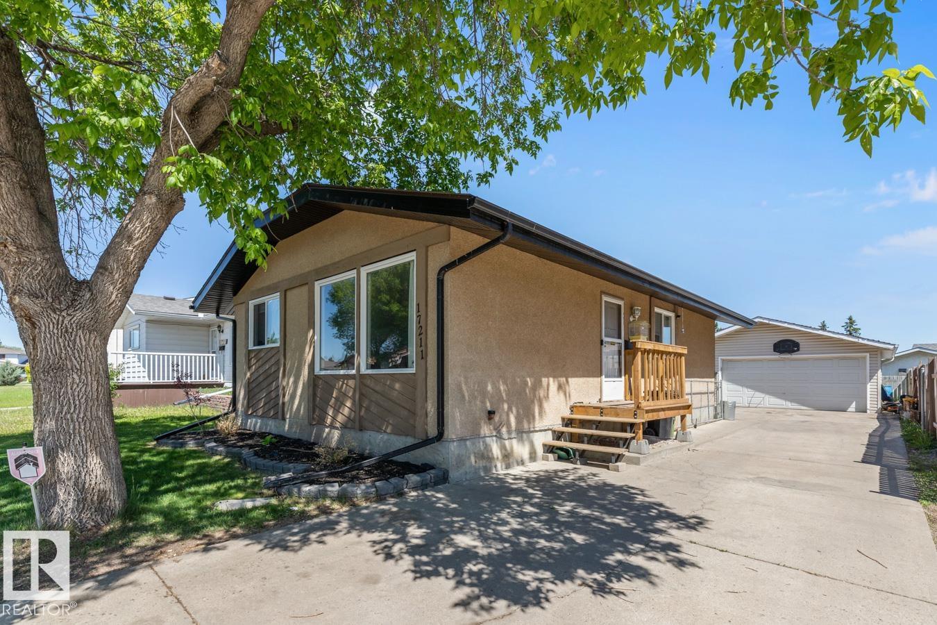 17211 102 Street NW, Baturyn, Edmonton 