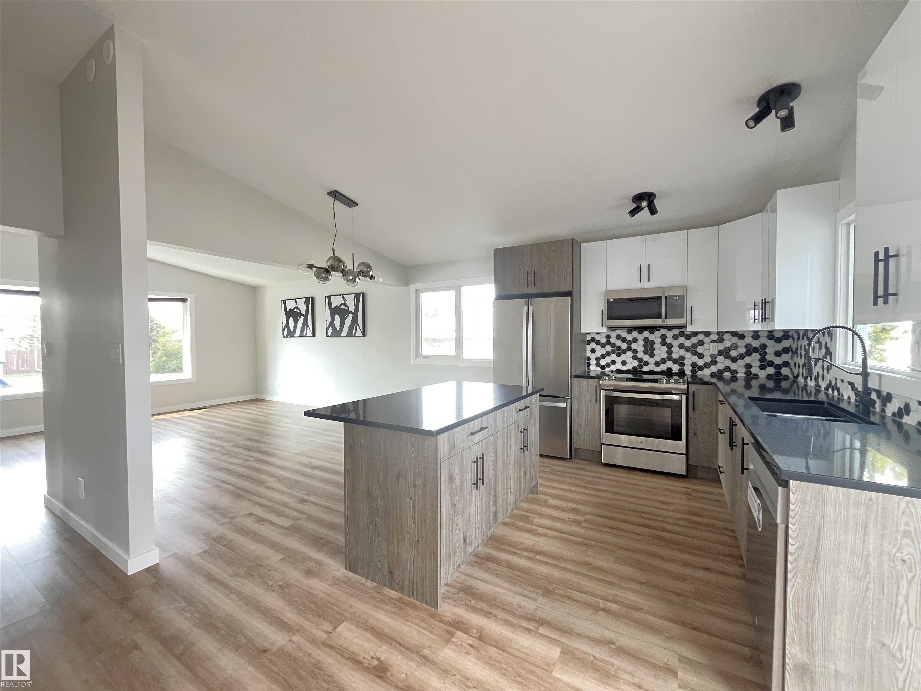 16307 112 Street NW, Lorelei, Edmonton 