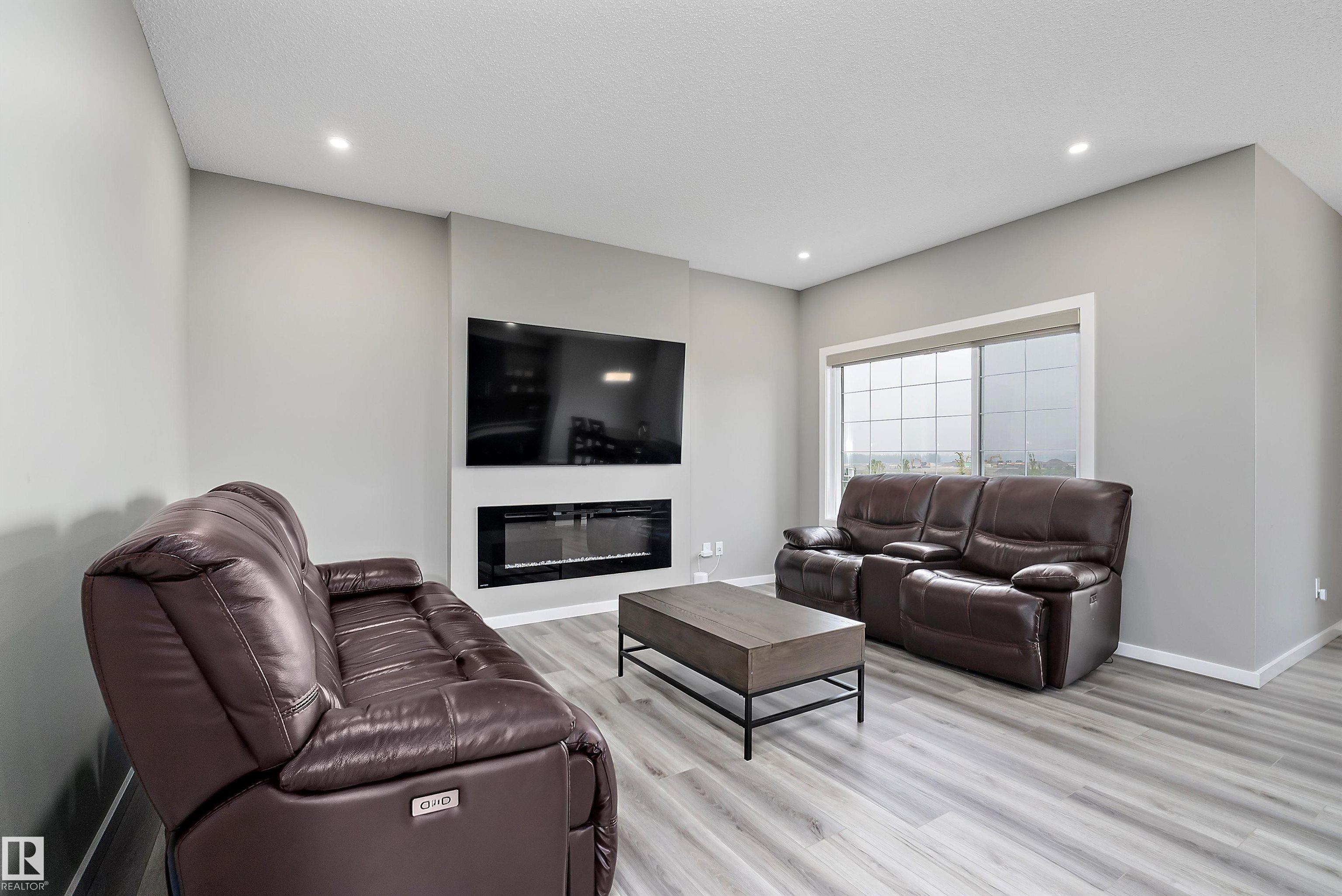 Photo 14 at 42 Prospect Place, Prescott, Spruce Grove