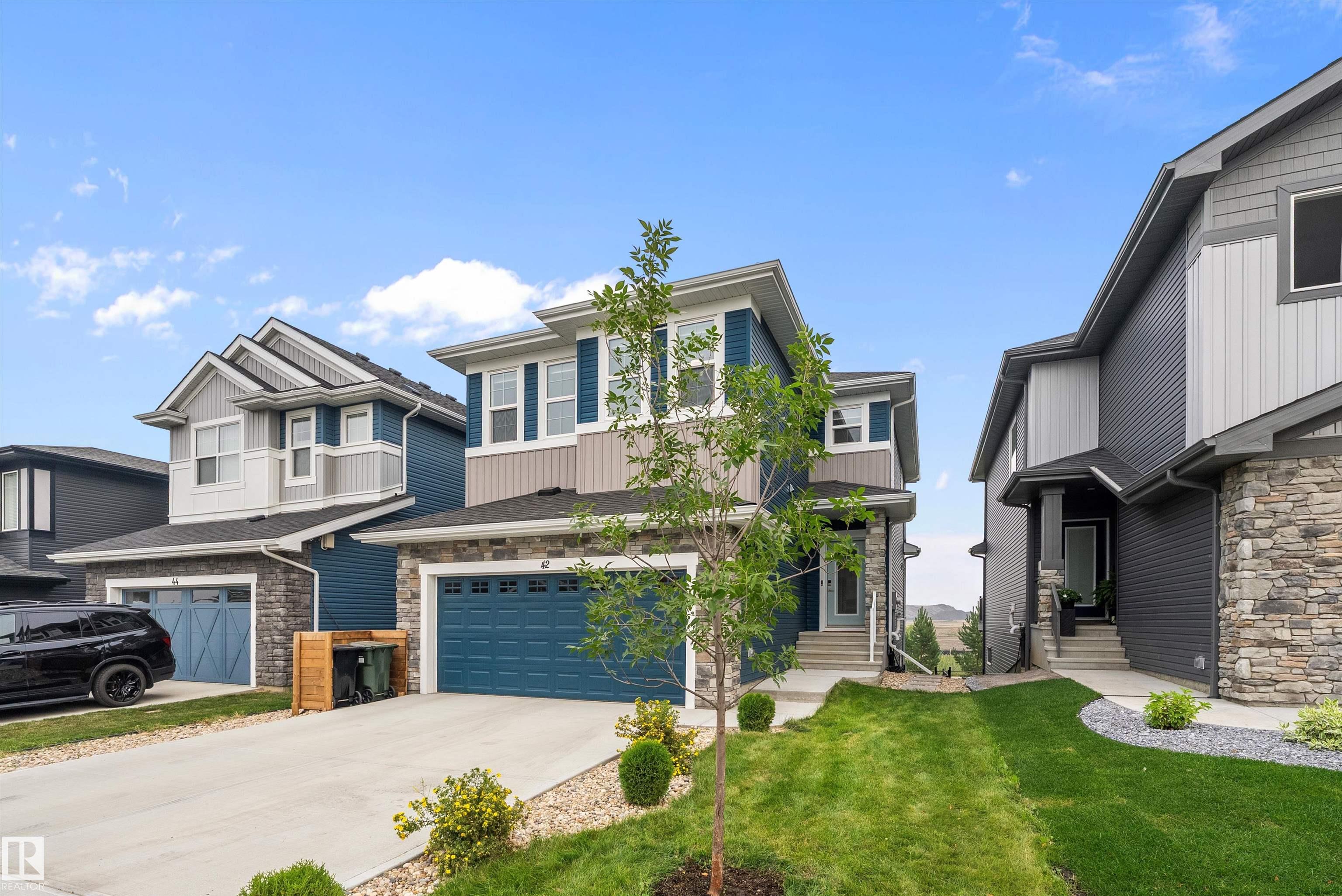 Photo 3 at 42 Prospect Place, Prescott, Spruce Grove