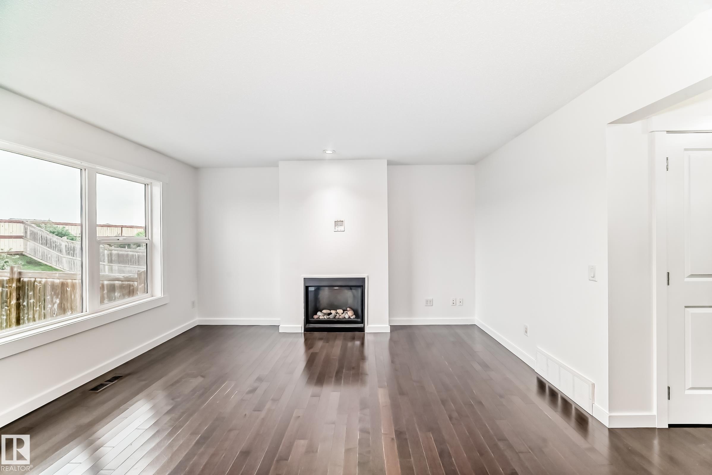 Photo 20 at 359 Simmonds Way, Southfork, Leduc