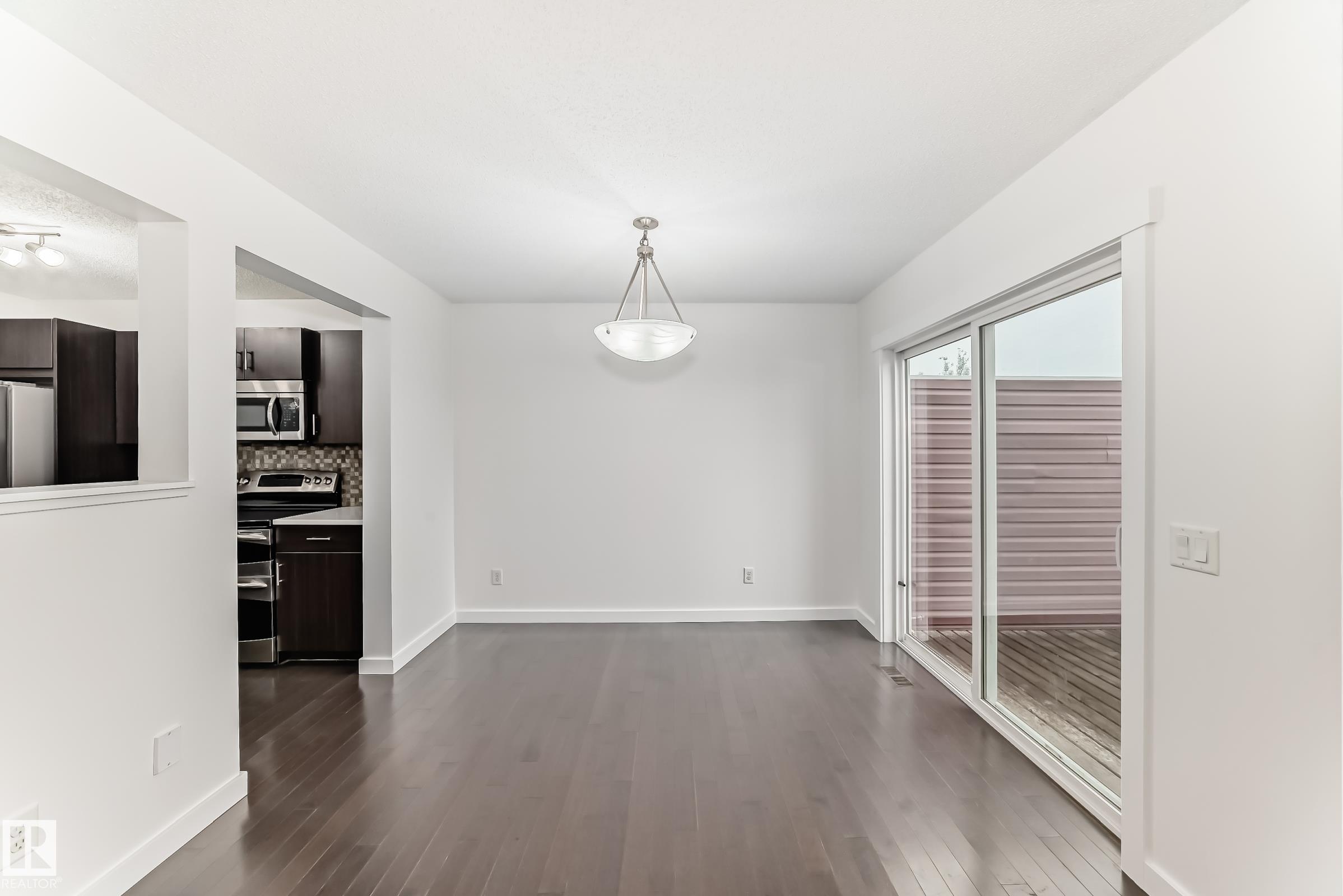 Photo 8 at 359 Simmonds Way, Southfork, Leduc