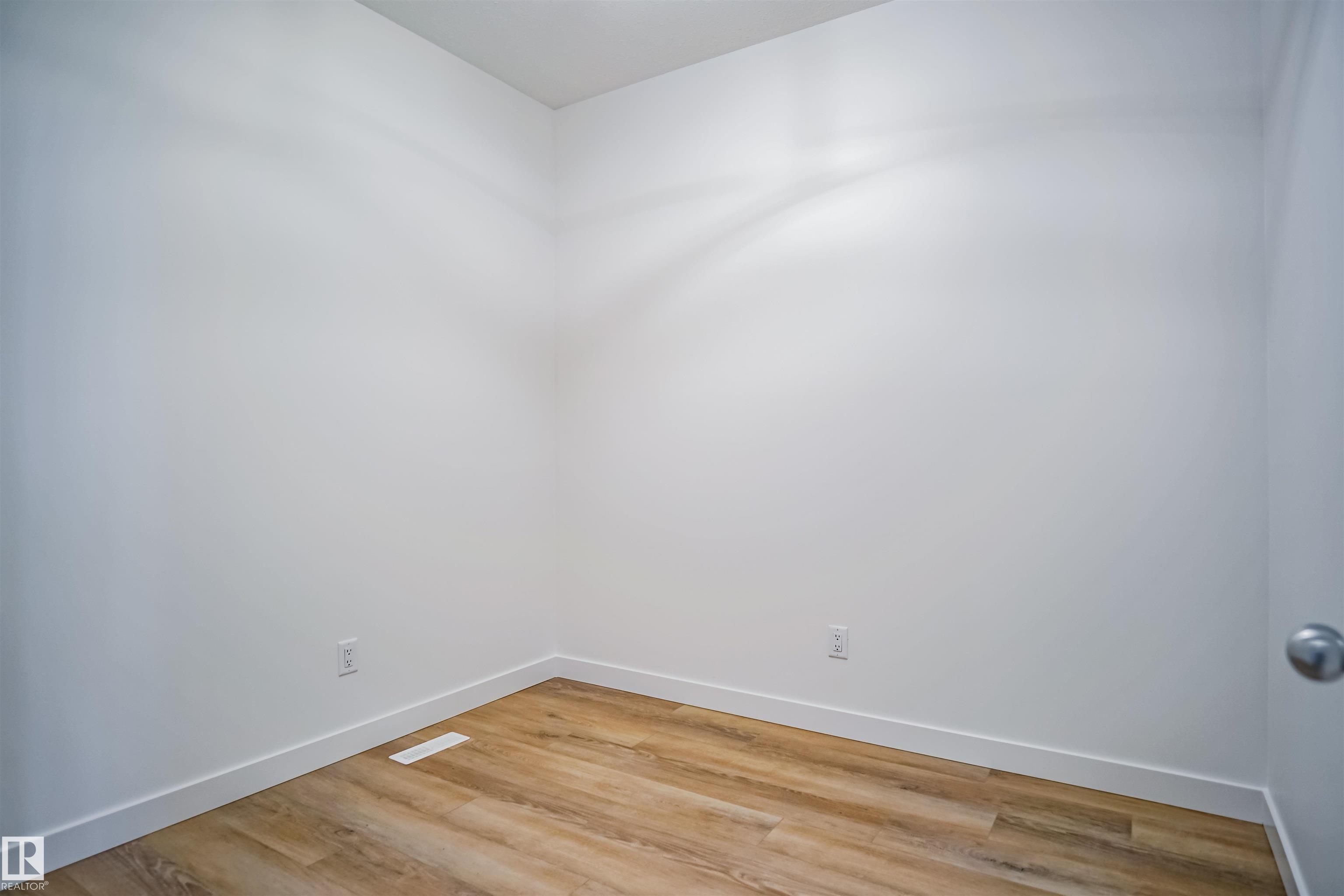 Photo 3 at 183 Caledon Crescent, Copperhaven, Spruce Grove
