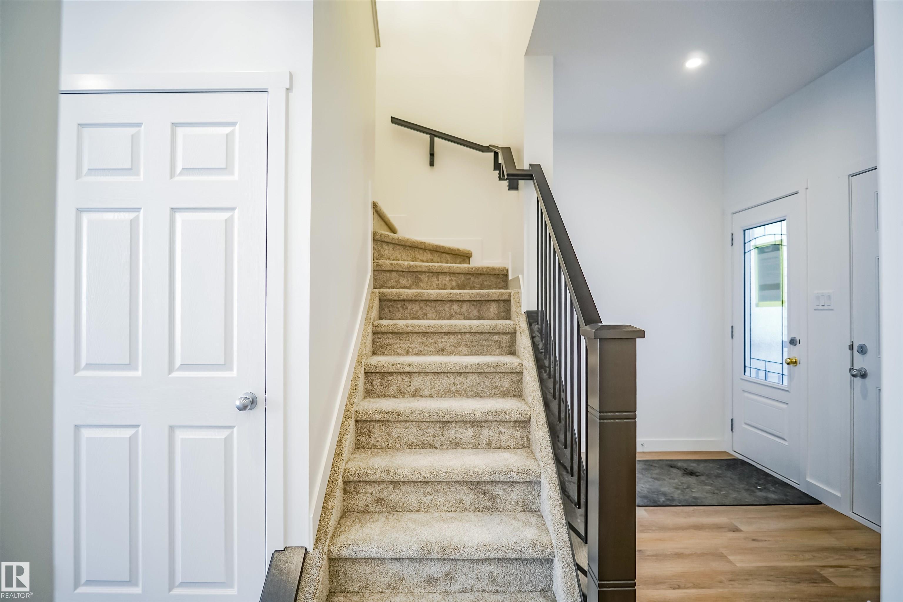 Photo 4 at 183 Caledon Crescent, Copperhaven, Spruce Grove