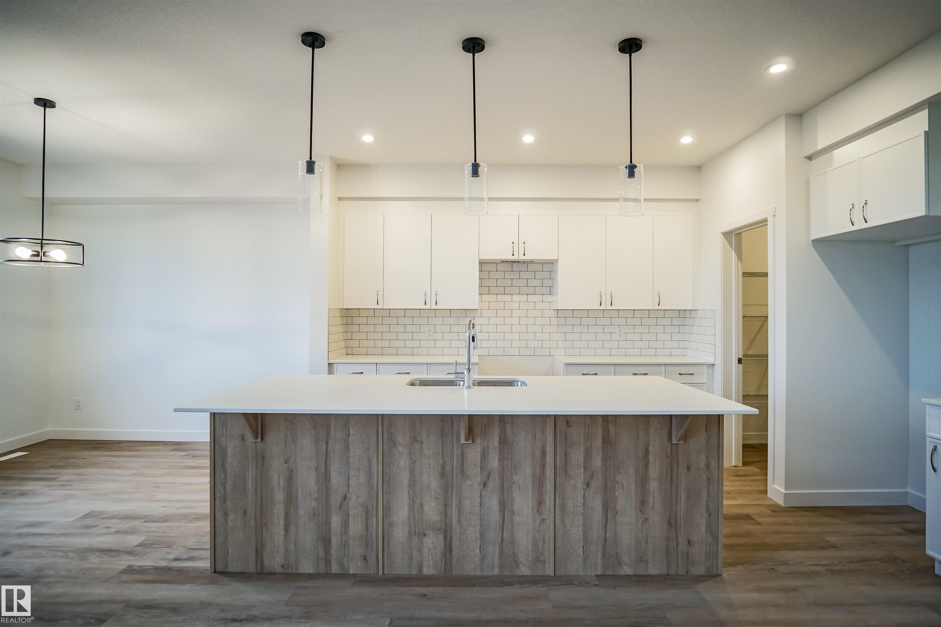 Photo 12 at 195 Caledon Crescent, Copperhaven, Spruce Grove