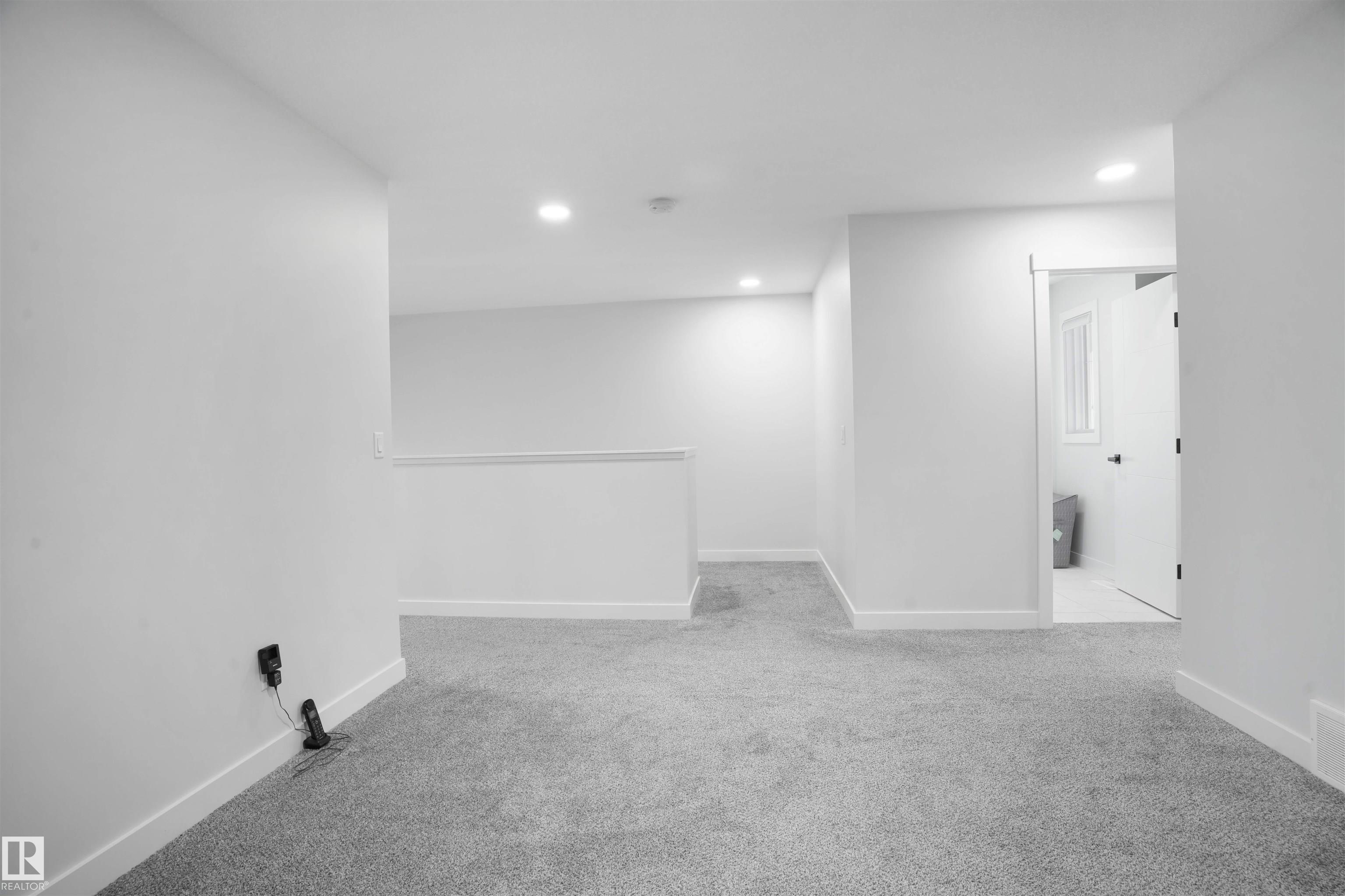 Photo 42 at 1664 27 Street NW, Laurel, Edmonton