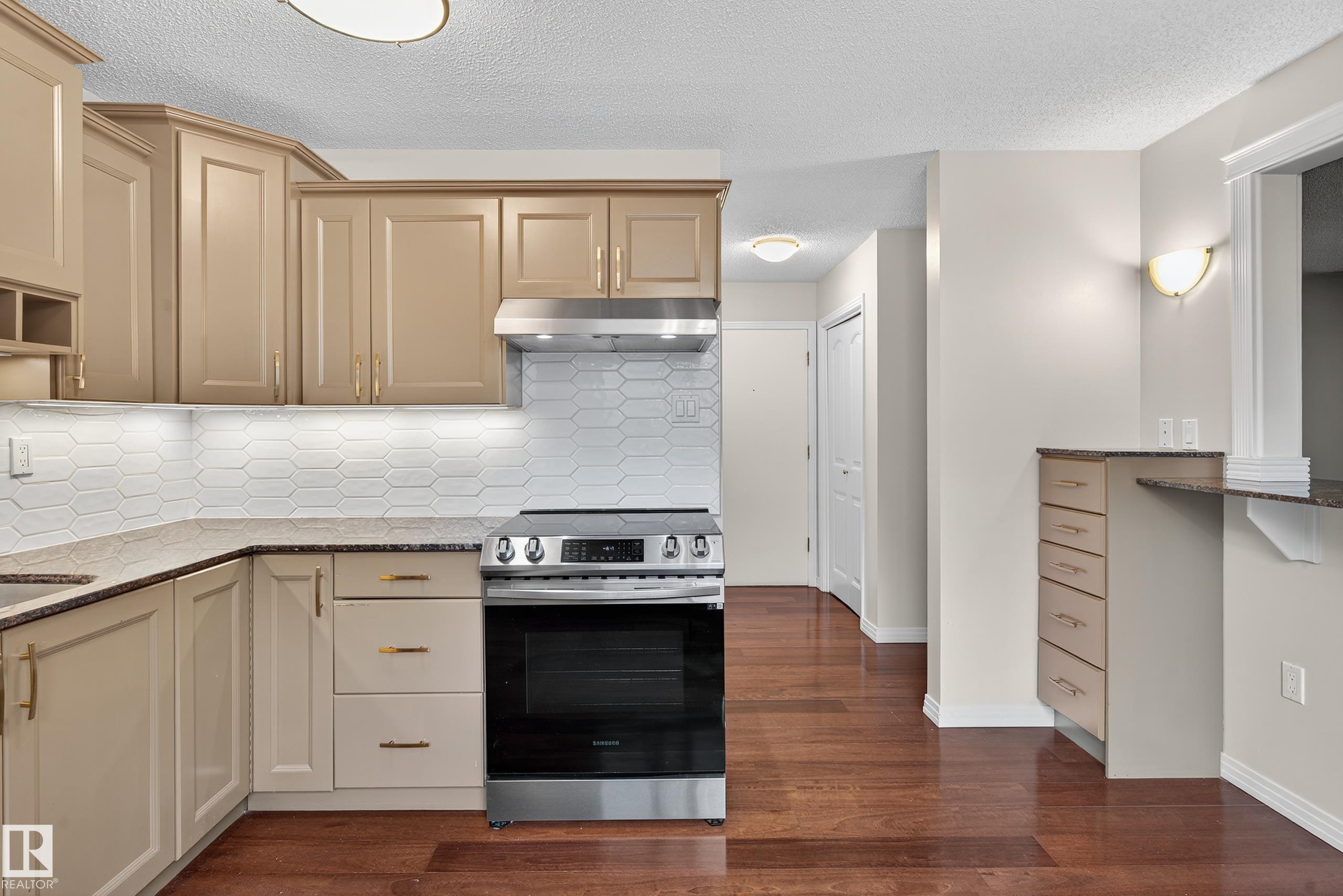 Picture for #202 10746 80 AV NW