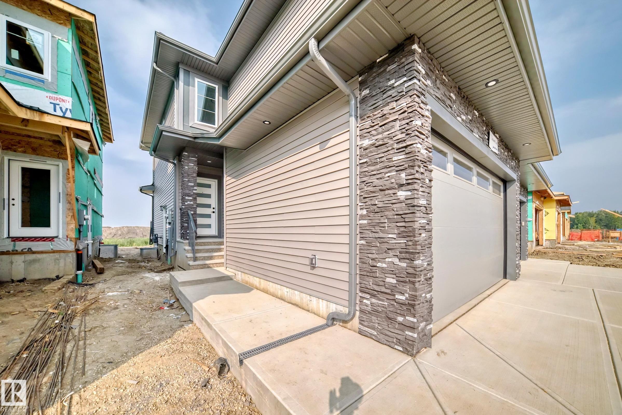 Photo 4 at 49 Patriot Way, Prescott, Spruce Grove