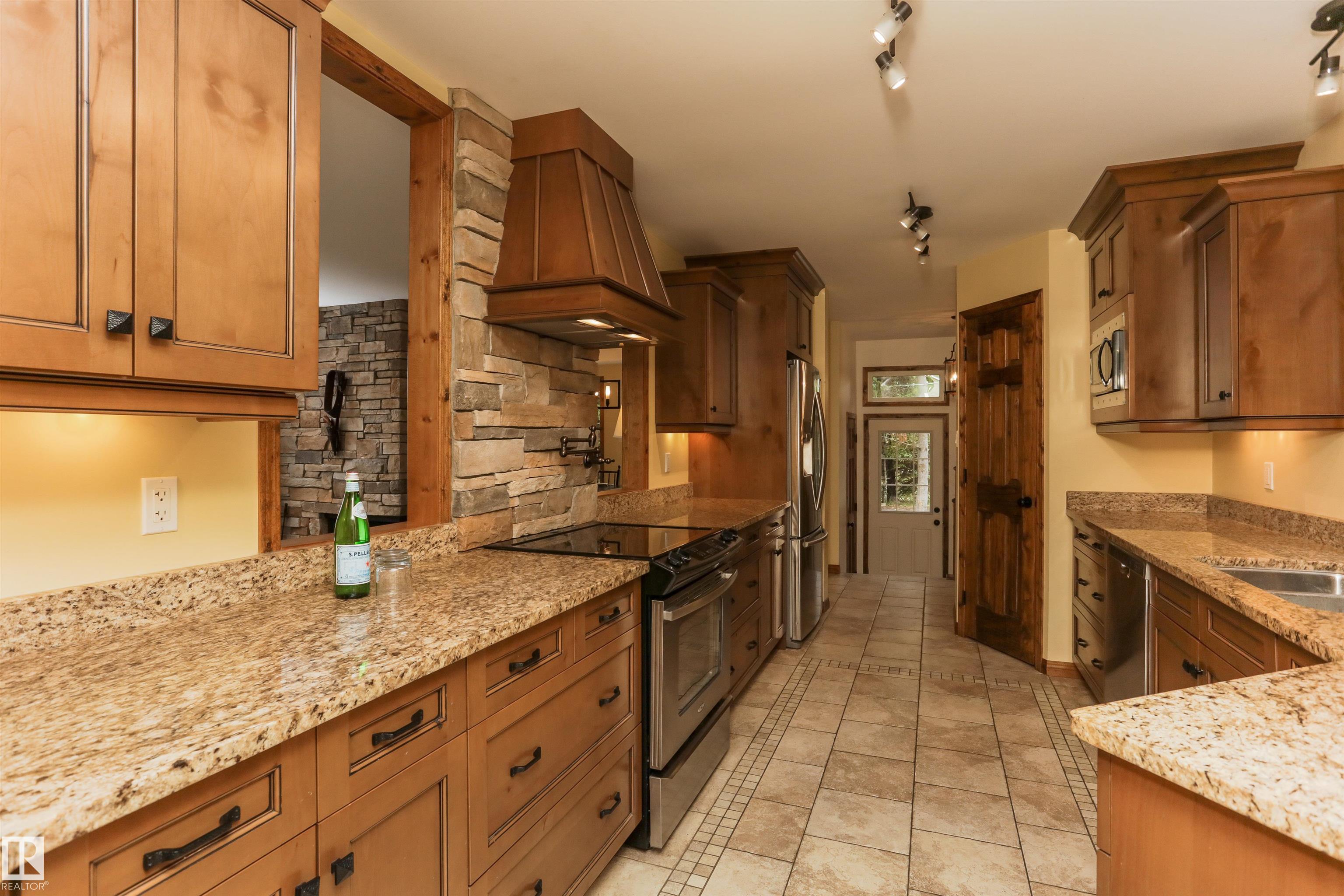 Photo 16 at 70 - 50450 Rge Road 233, Gateway Estate, Rural Leduc County