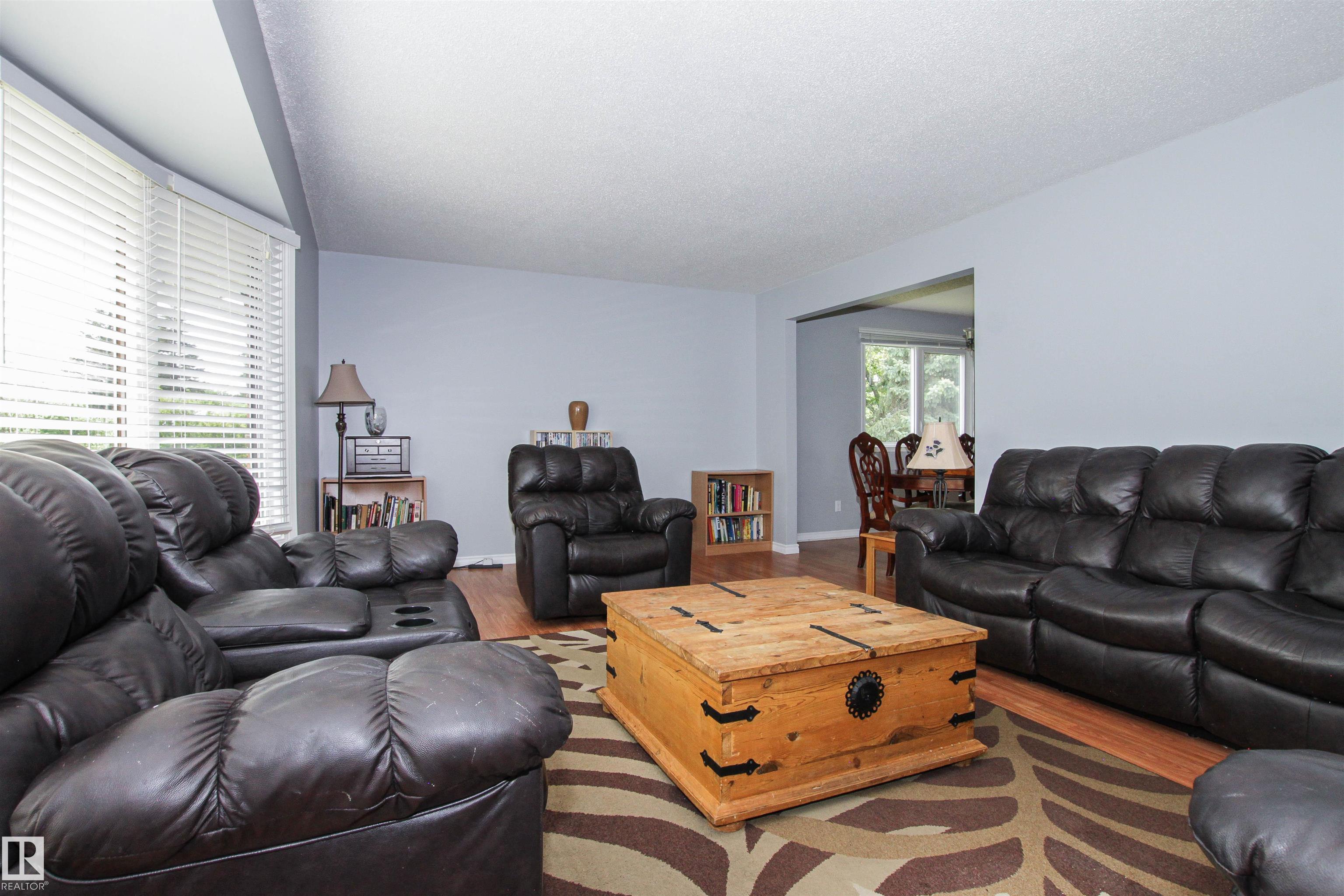 Photo 12 at 14 - 53111 Rge Road 220, Artesian Estates, Rural Strathcona County