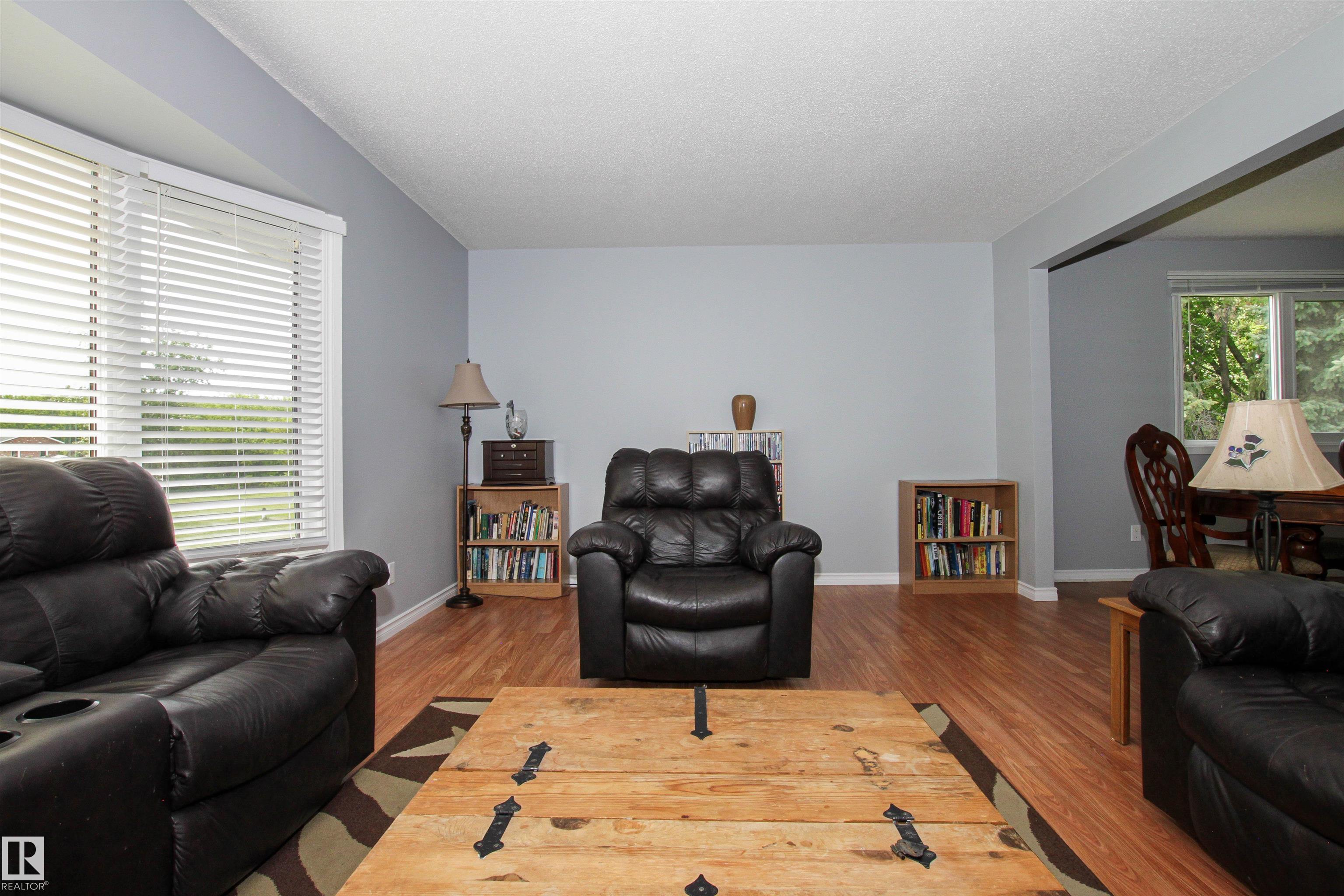 Photo 17 at 14 - 53111 Rge Road 220, Artesian Estates, Rural Strathcona County