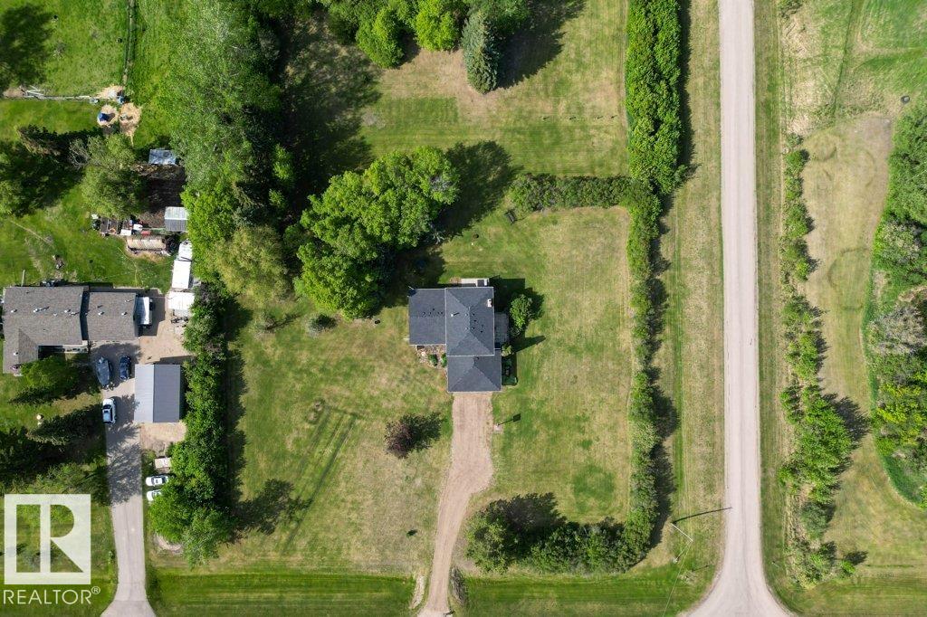 Photo 4 at 14 - 53111 Rge Road 220, Artesian Estates, Rural Strathcona County