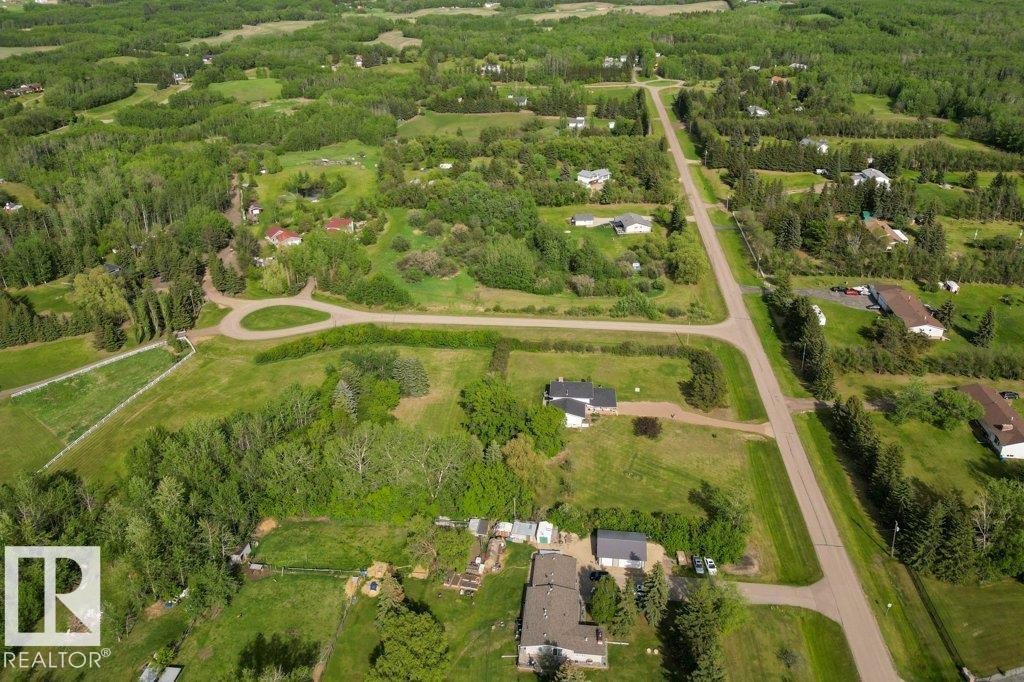 Photo 7 at 14 - 53111 Rge Road 220, Artesian Estates, Rural Strathcona County