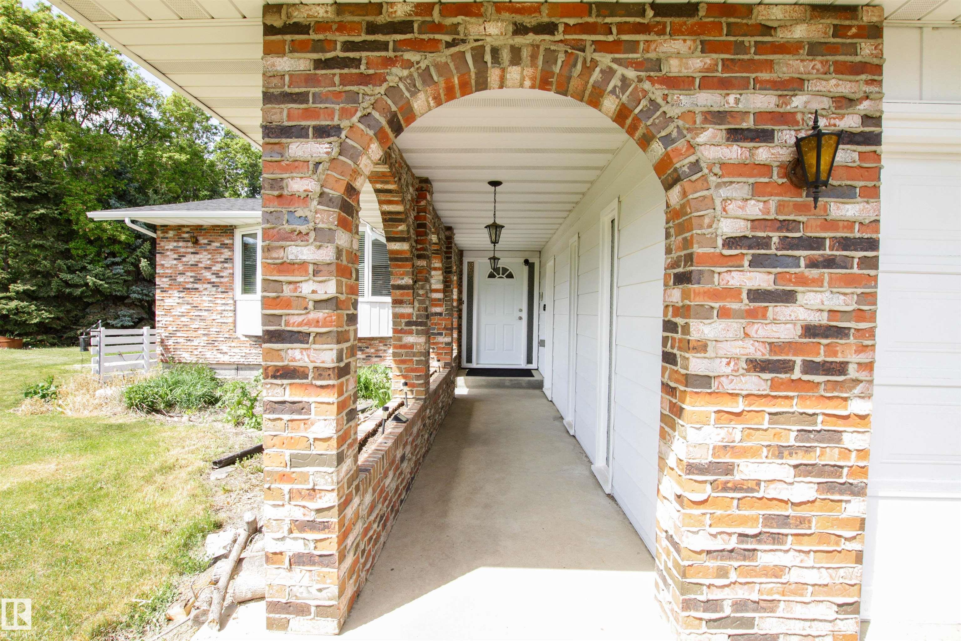 Photo 8 at 14 - 53111 Rge Road 220, Artesian Estates, Rural Strathcona County