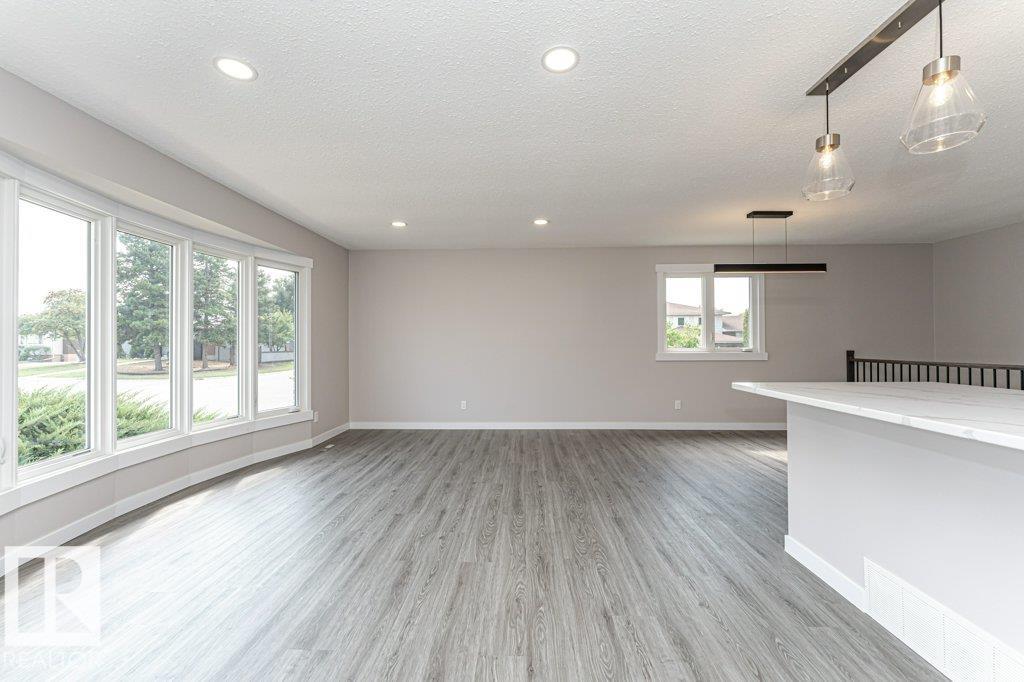 Photo 17 at 8518 98 Avenue, Pineview Fort Sask., Fort Saskatchewan