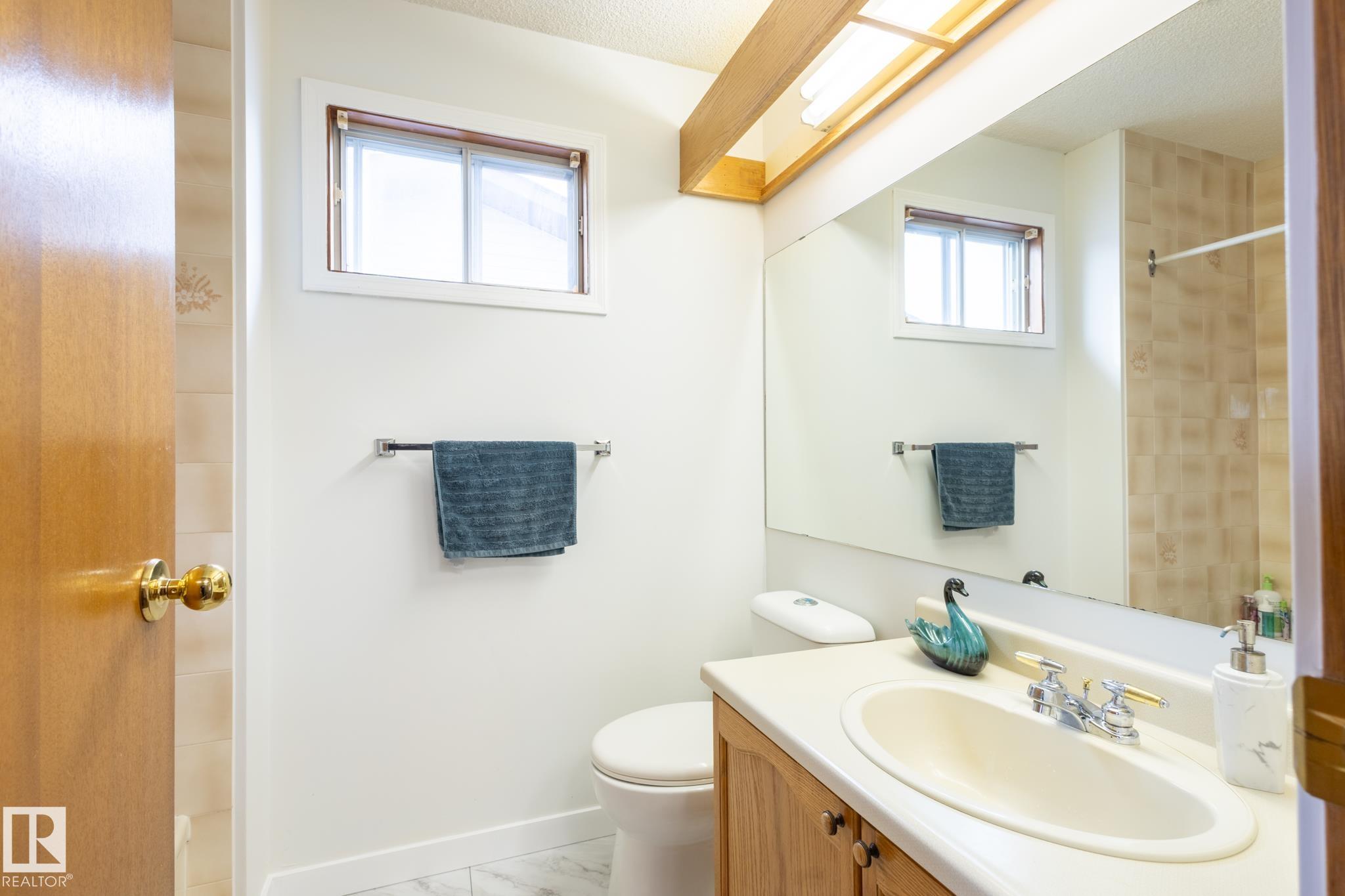 Photo 30 at 7640 158a Avenue NW, Mayliewan, Edmonton